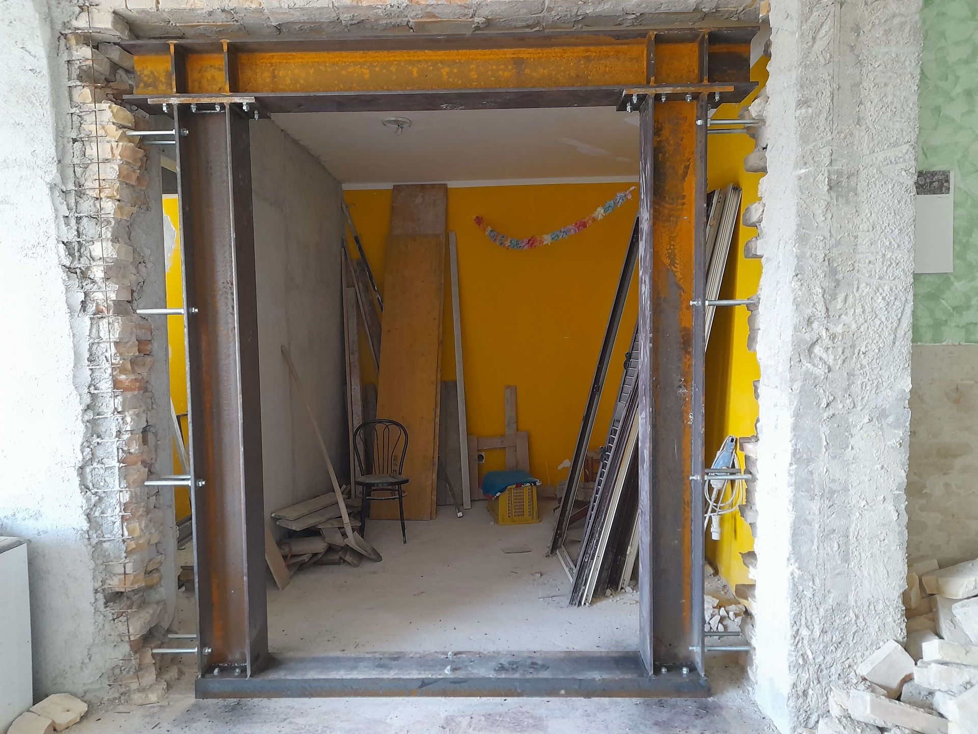 cerchiatura muro portante heb 220