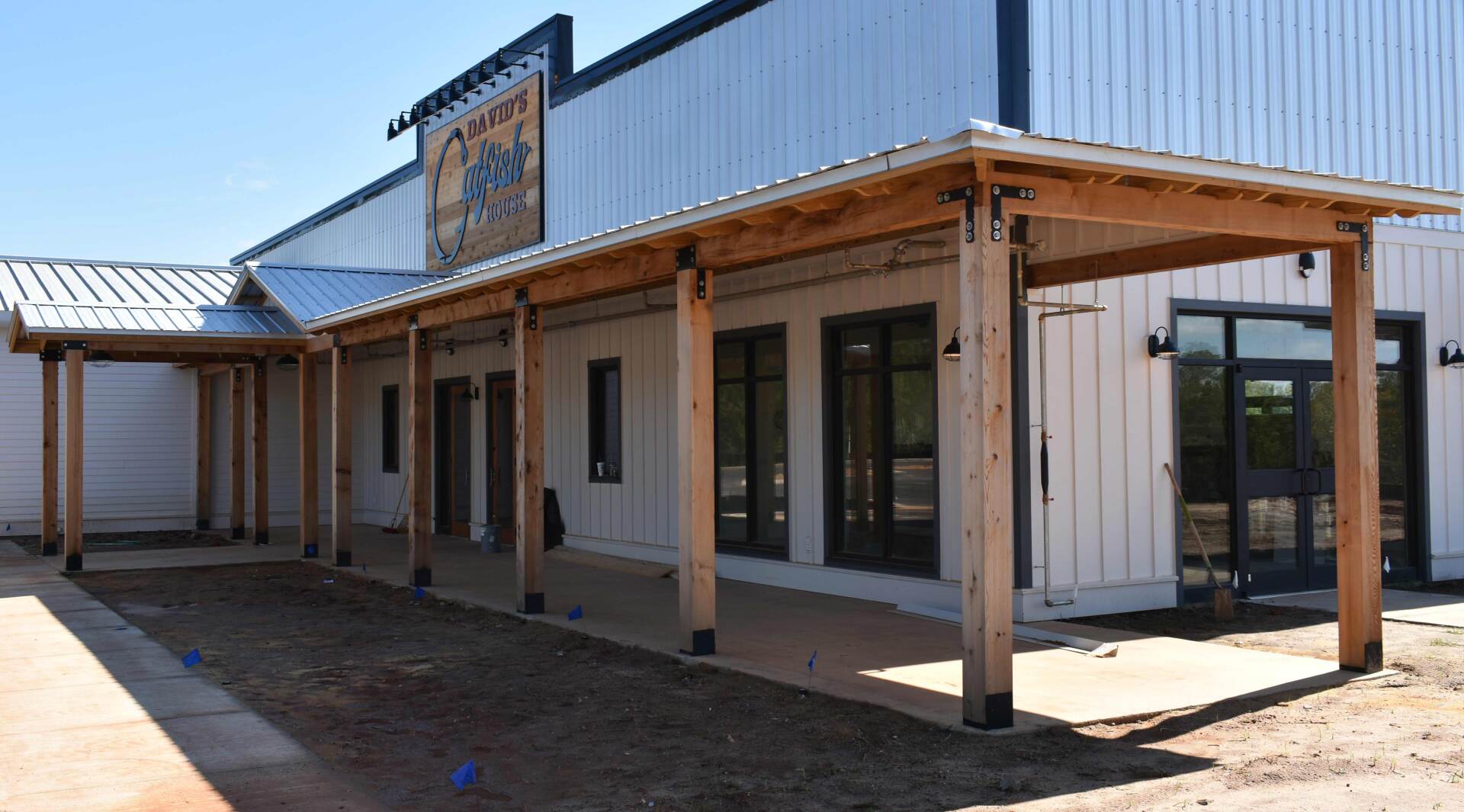 David's Catfish House Store — Dothan, AL —  Woodpile Inc The