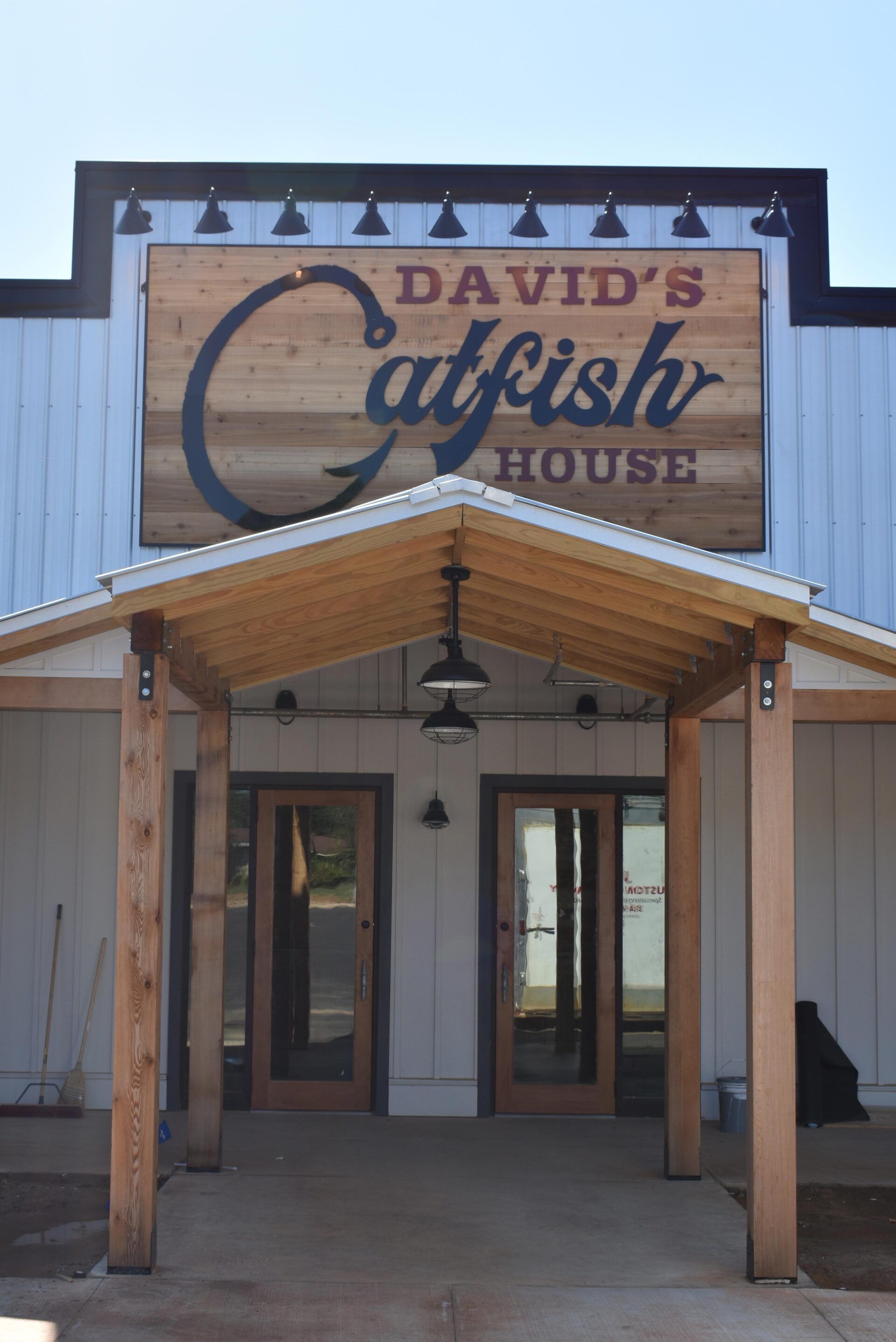 David's Catfish House — Dothan, AL —  Woodpile Inc The