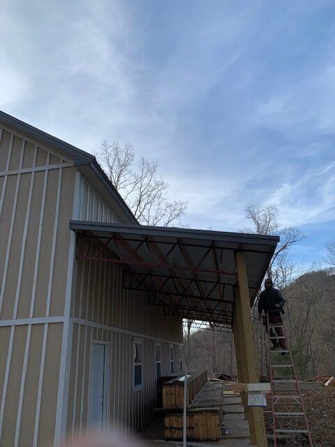 Garage with Small Open-style ─ Canton, North Carolina ─ Shane Willis Construction