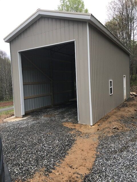 Single Car Garage ─ Canton, North Carolina ─ Shane Willis Construction