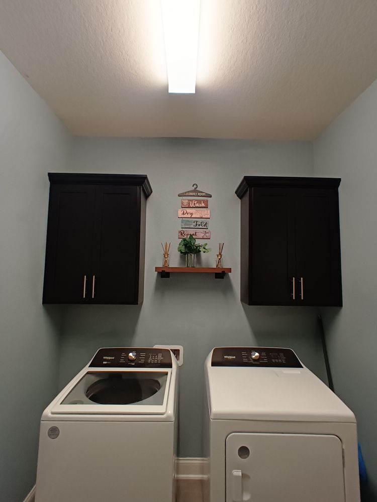 There is a washer and dryer in the laundry room