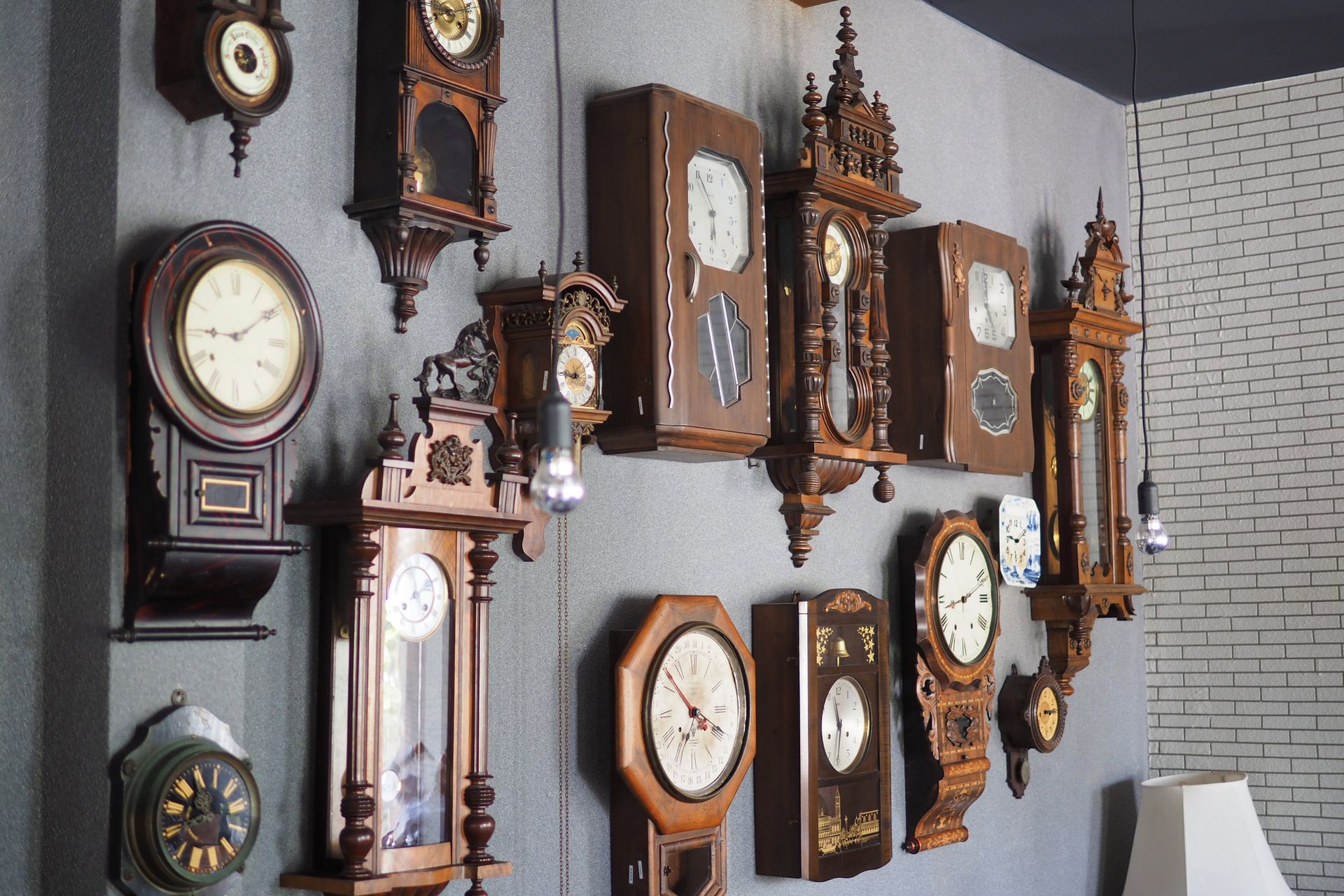 Clock repair parts in Kenosha, WI 