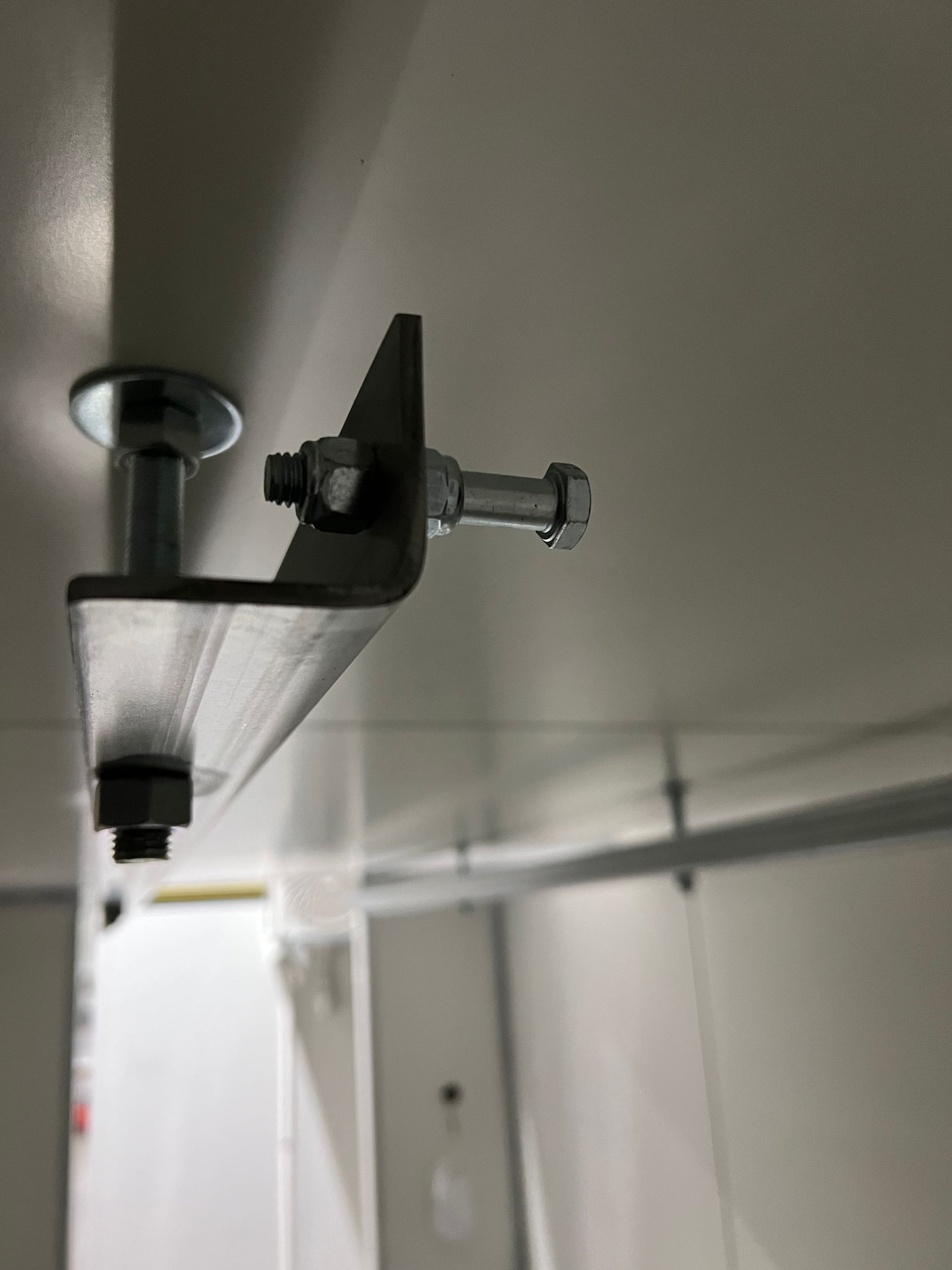 Rail stop portable coolrooms