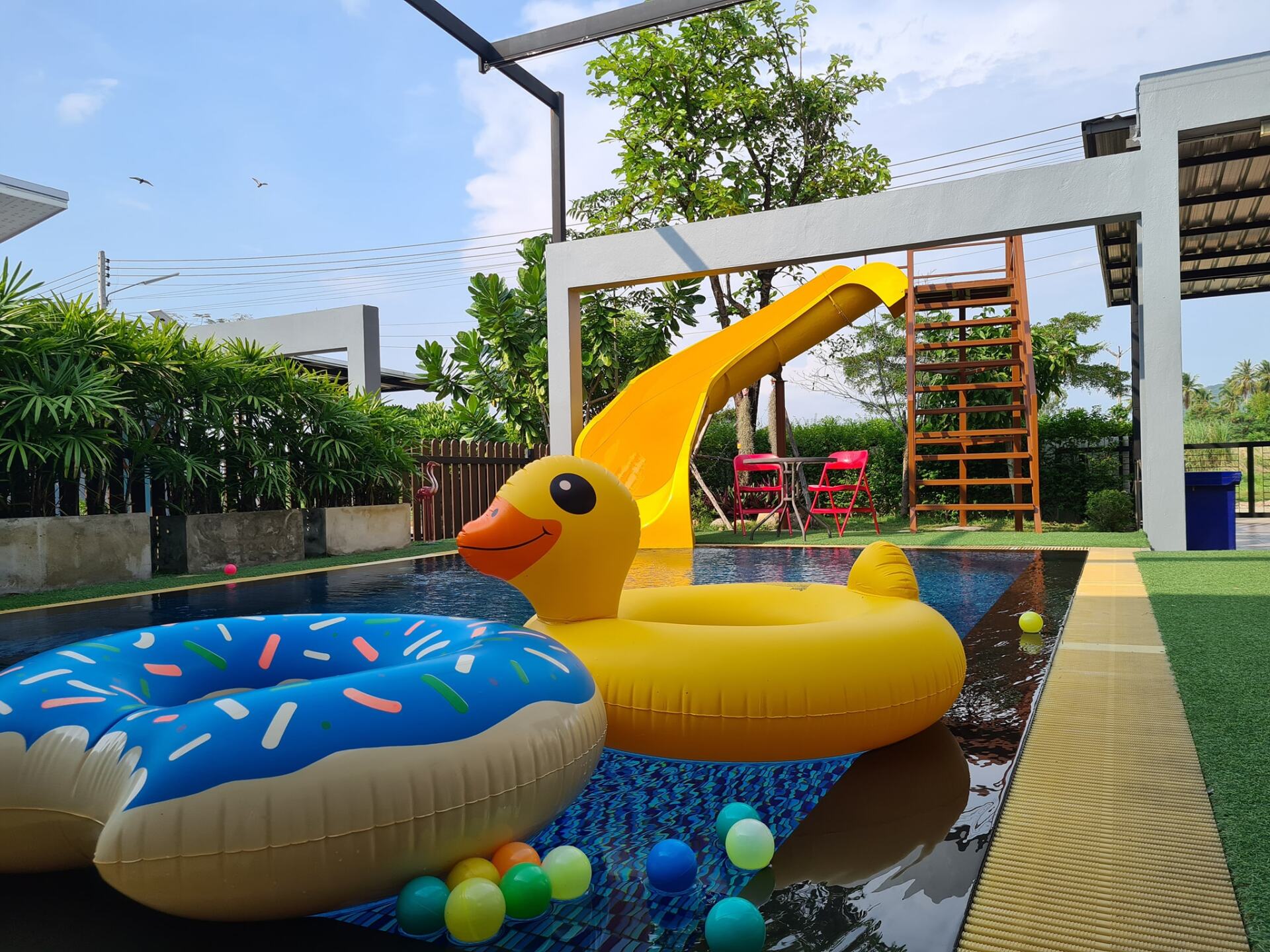 Relax Sattahip Pool Villa