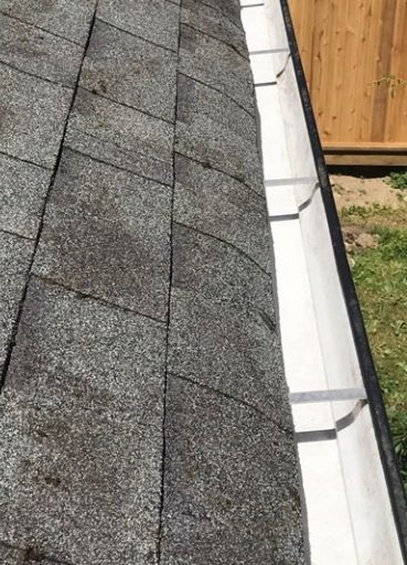clean gutter