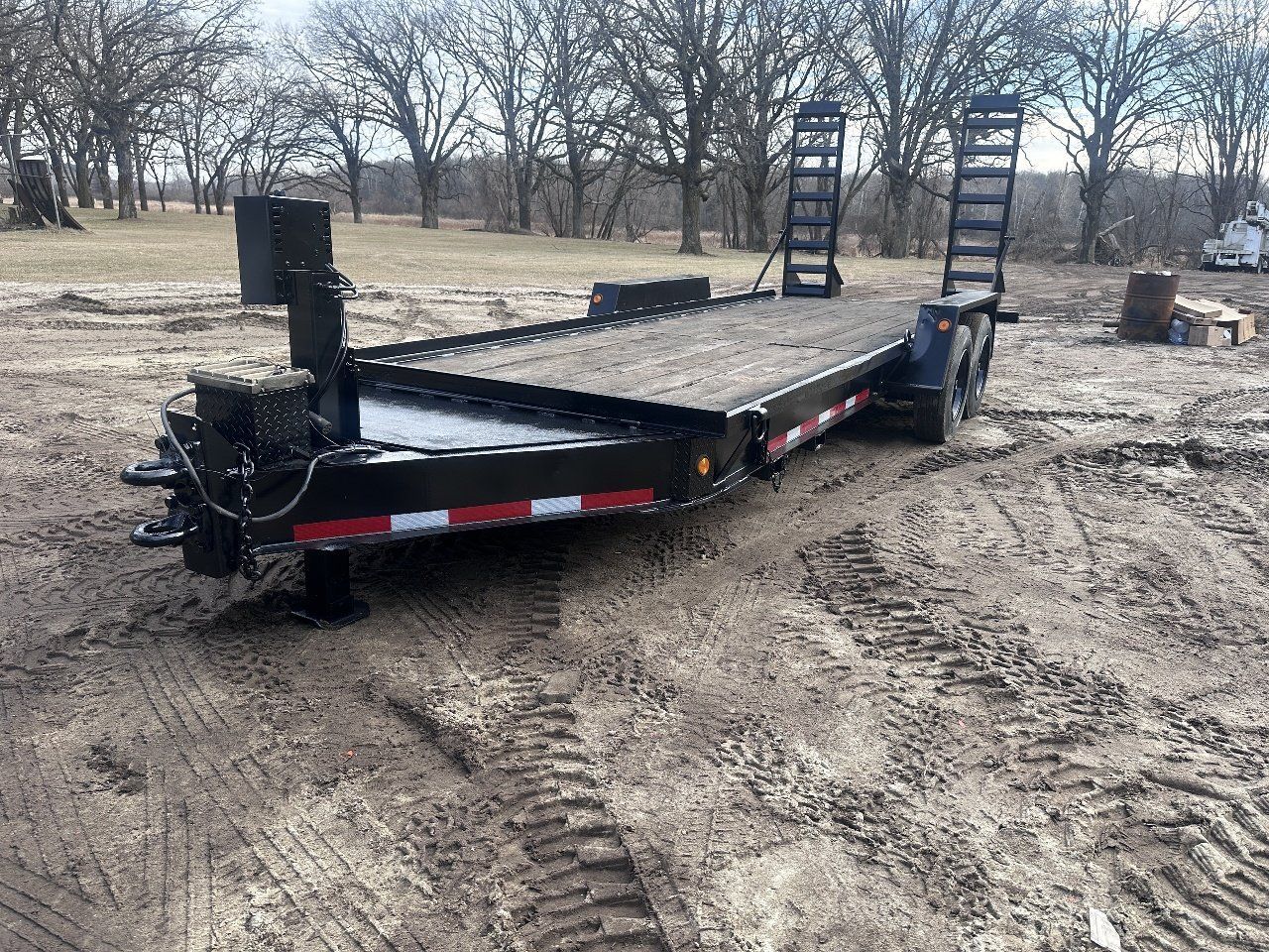 Truck & trailer mounts