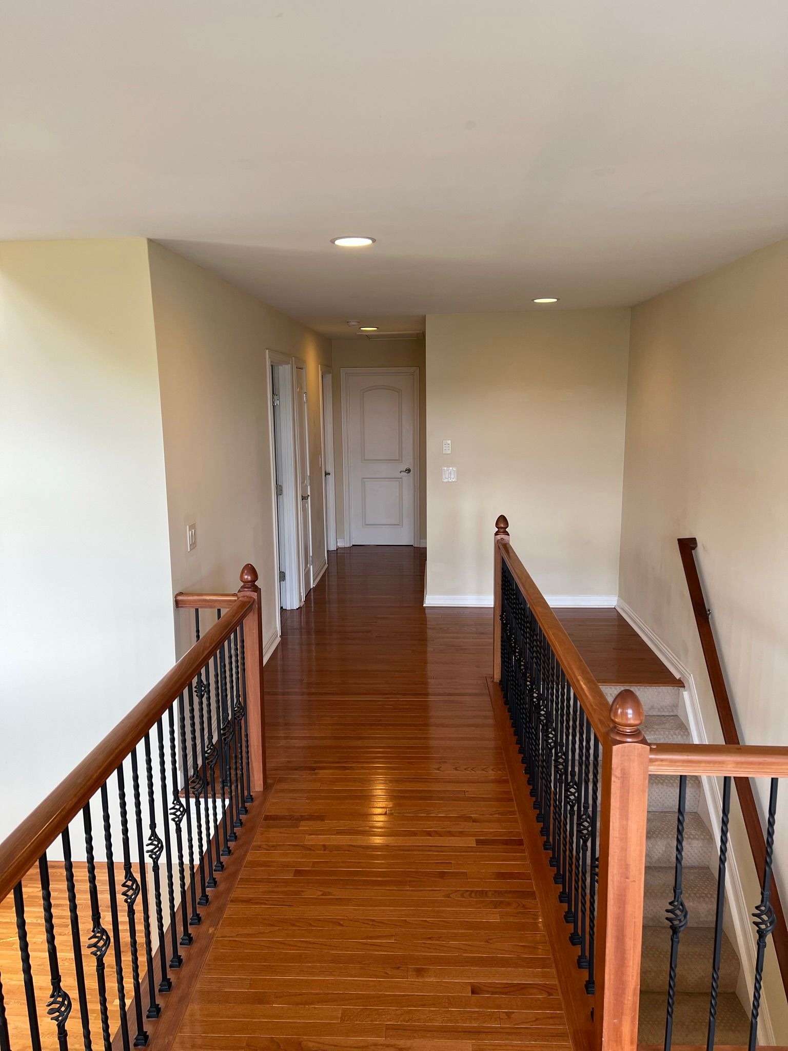 Crescent Avenue Townhomes - Hallway to staircase