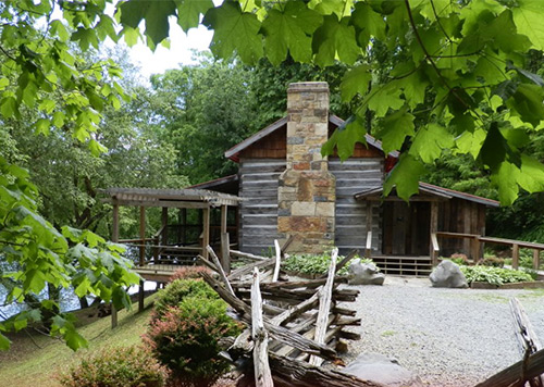 Lodging | Marlinton, WV | Jerico Pre-Civil War Log Cabins