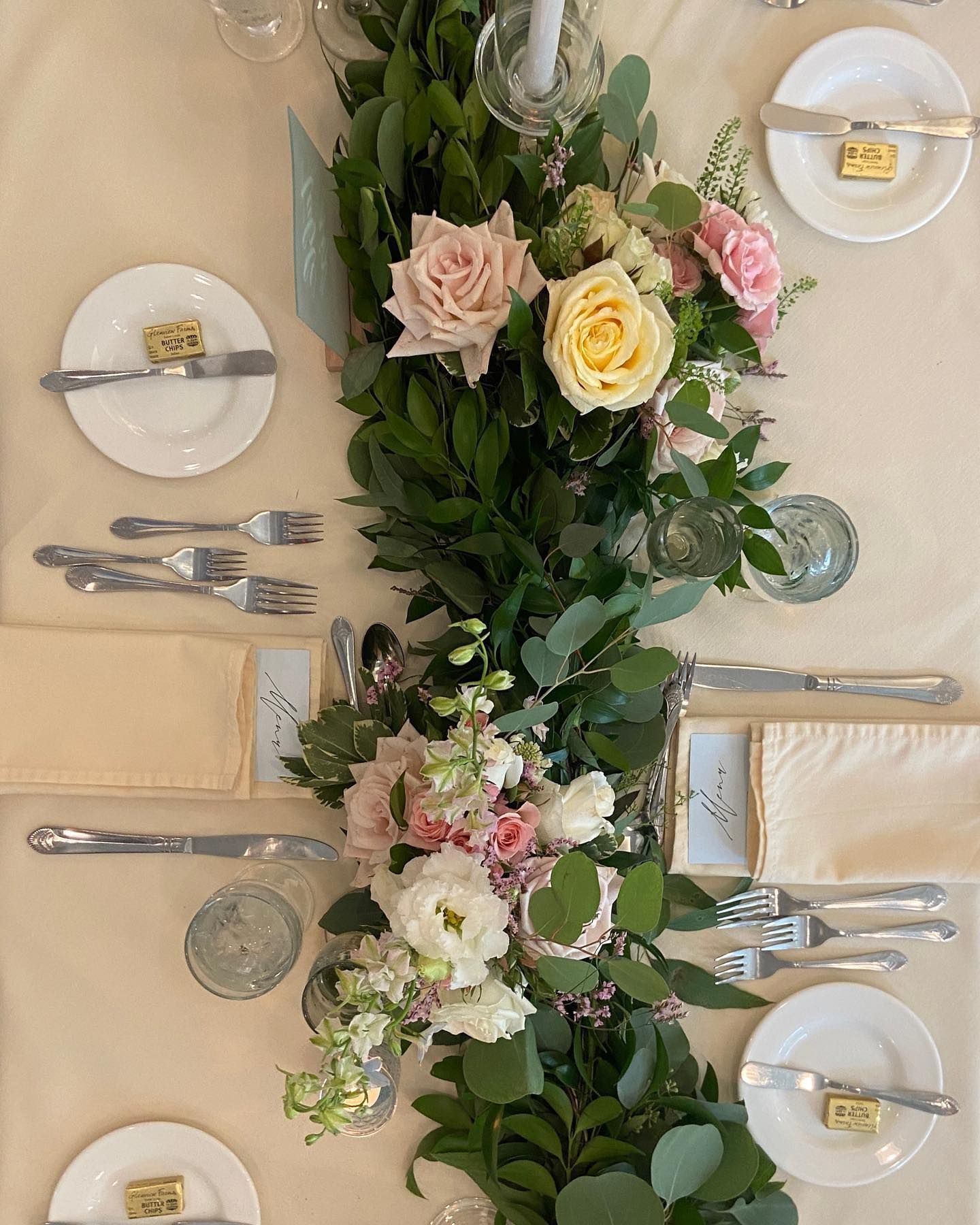 Tulips Floral Design located in Westbrook, CT creates beautiful floral designs for weddings, events and everyday occasions.