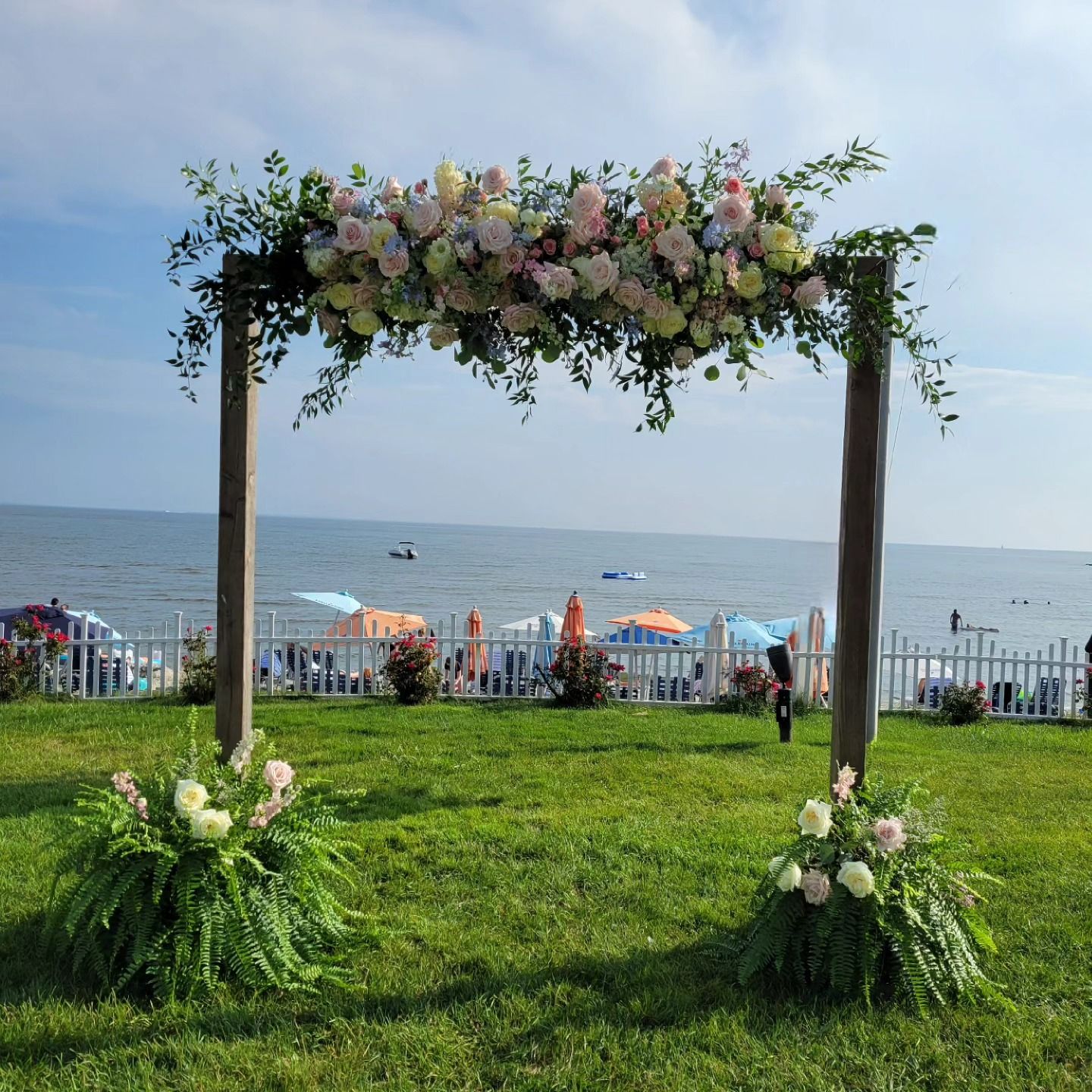 Tulips Floral Design located in Westbrook, CT creates beautiful floral designs for weddings, events and everyday occasions.
