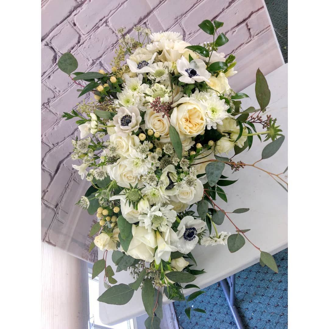 Tulips Floral Design located in Westbrook, CT creates beautiful floral designs for weddings, events and everyday occasions.