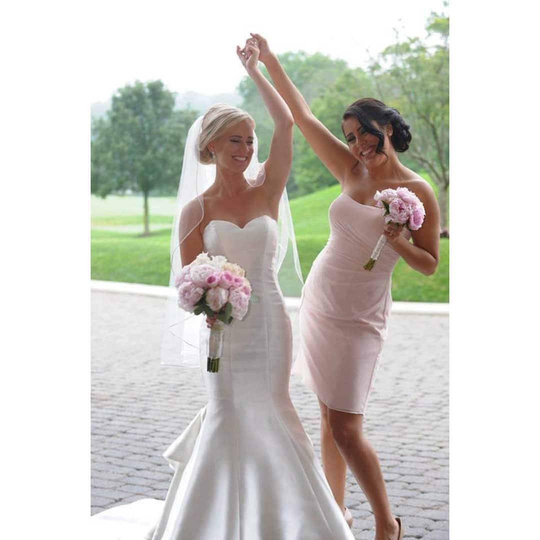 Tulips Floral Design located in Westbrook, CT creates beautiful floral designs for weddings, events and everyday occasions.