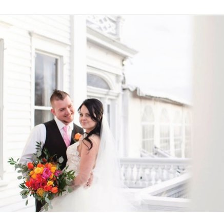 Tulips Floral Design located in Westbrook, CT creates beautiful floral designs for weddings, events and everyday occasions.