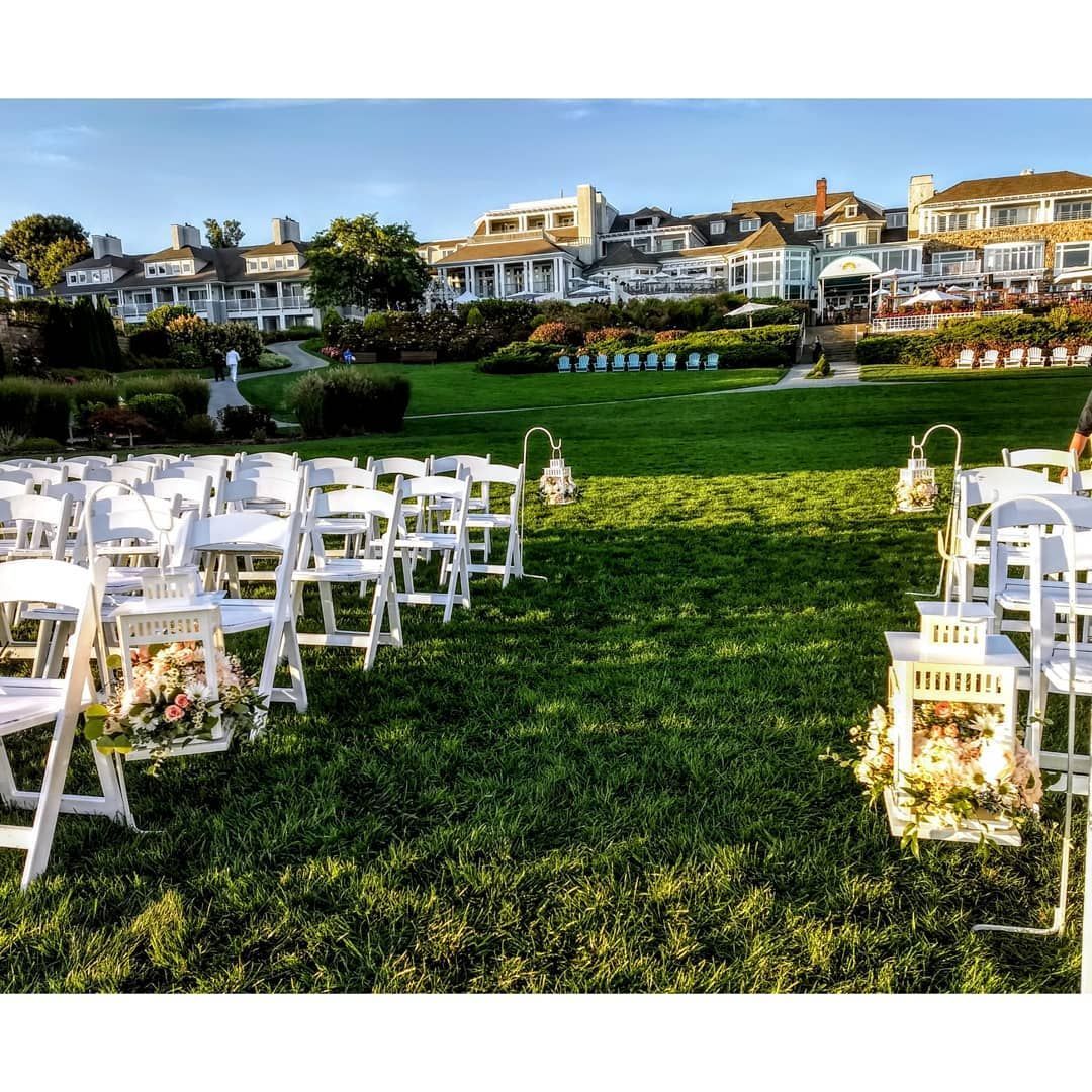 Tulips Floral Design located in Westbrook, CT creates beautiful floral designs for weddings, events and everyday occasions.