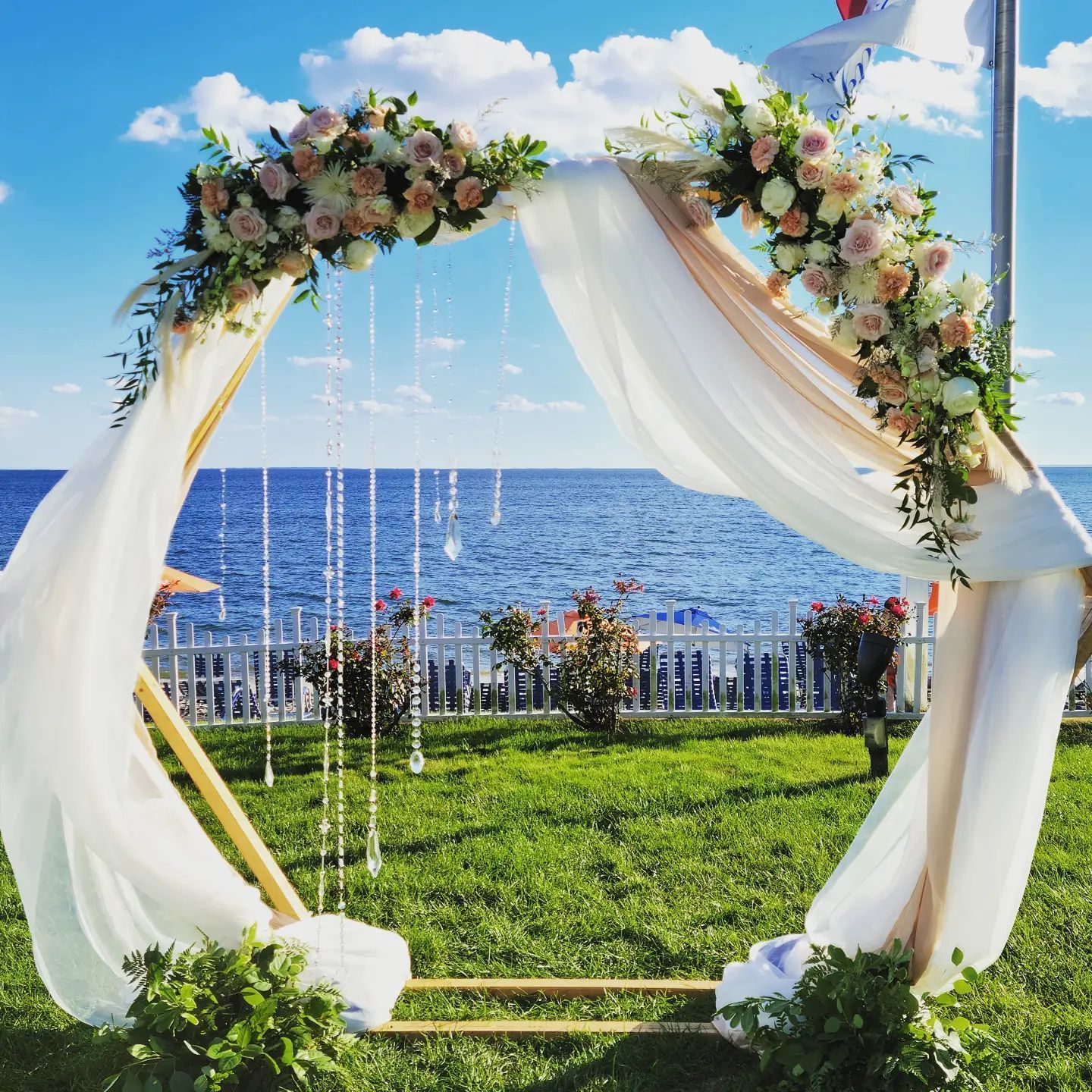 Tulips Floral Design located in Westbrook, CT creates beautiful floral designs for weddings, events and everyday occasions.