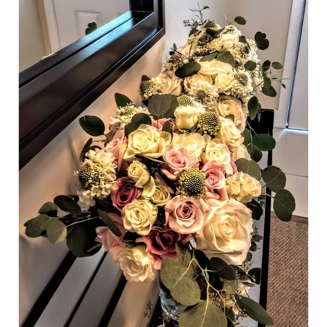 Tulips Floral Design located in Westbrook, CT creates beautiful floral designs for weddings, events and everyday occasions.