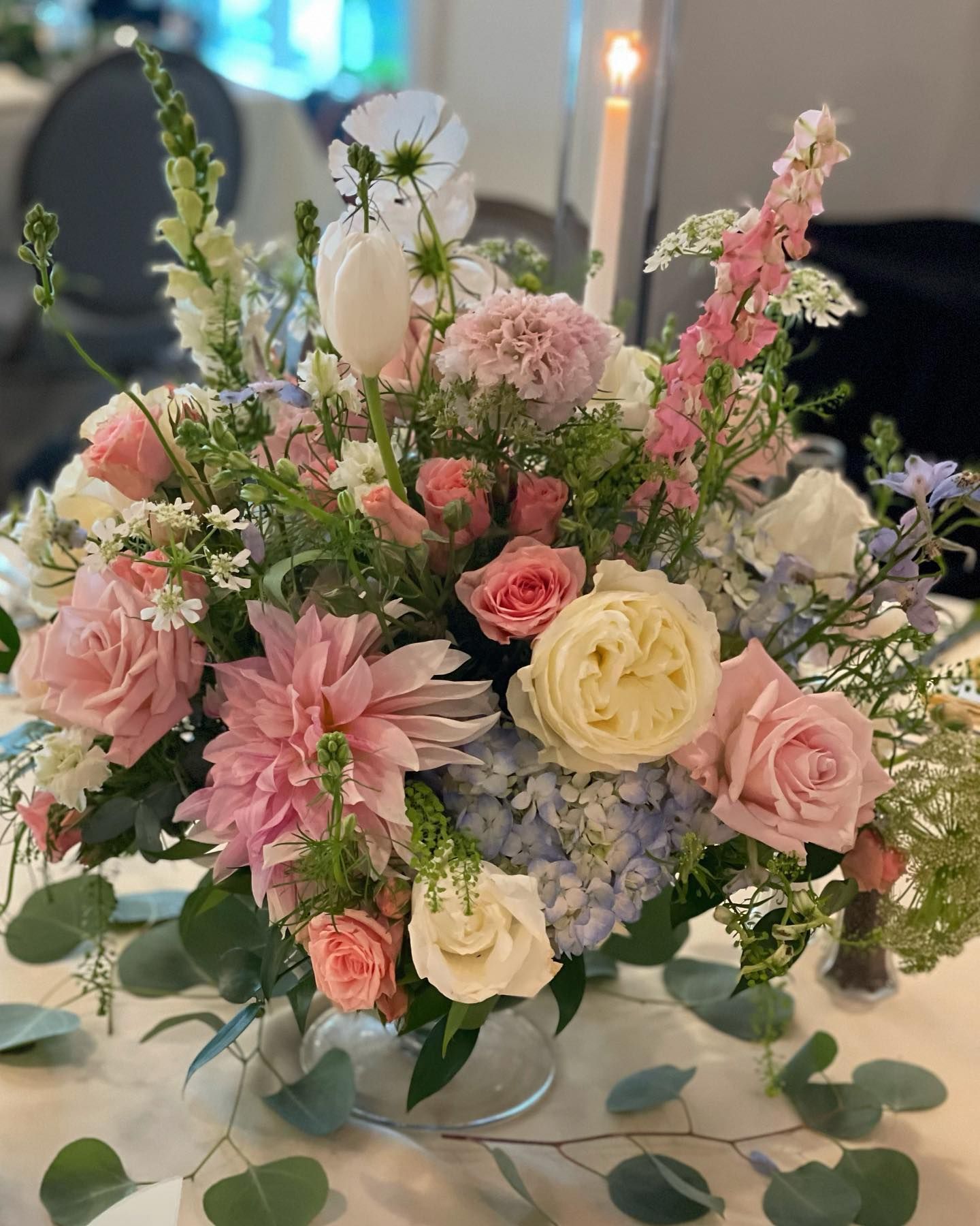 Tulips Floral Design located in Westbrook, CT creates beautiful floral designs for weddings, events and everyday occasions.