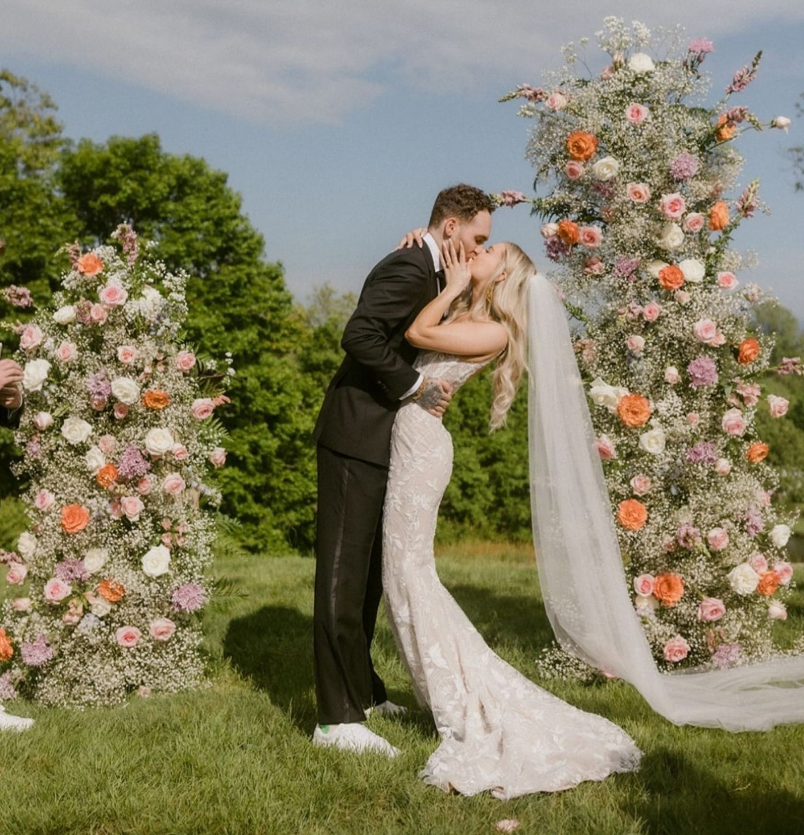 Tulips Floral Design located in Westbrook, CT creates beautiful floral designs for weddings, events and everyday occasions.