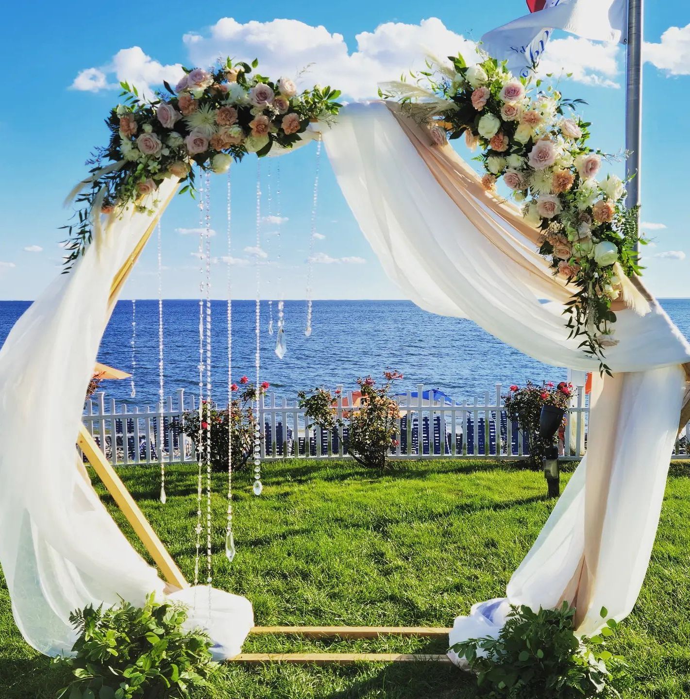 Tulips Floral Design located in Westbrook, CT creates beautiful floral designs for weddings, events and everyday occasions.