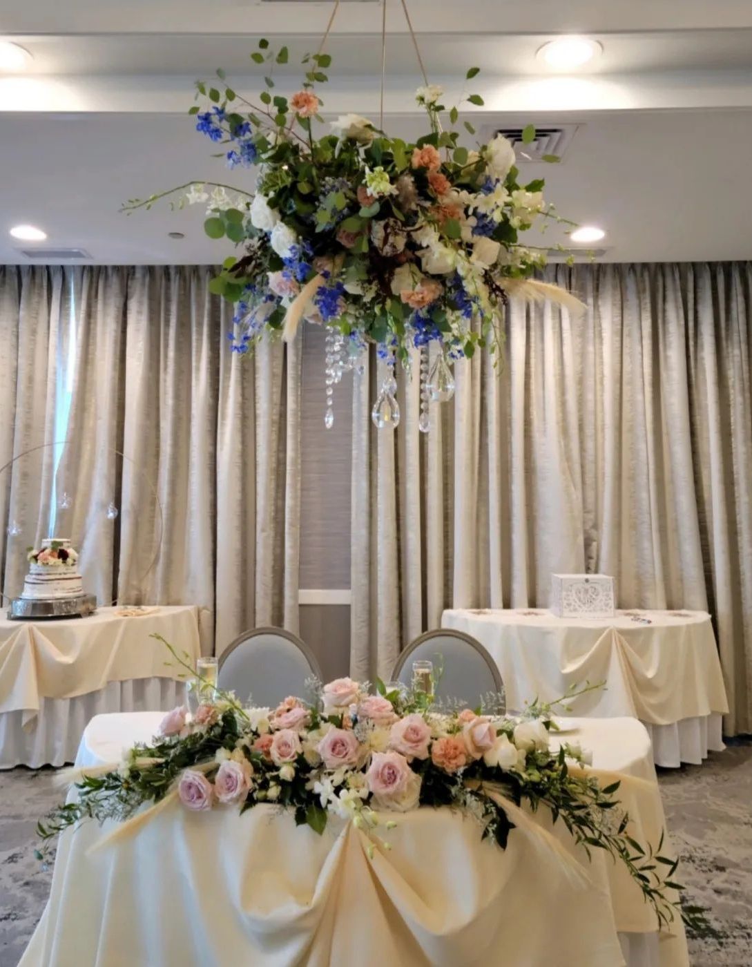 Tulips Floral Design located in Westbrook, CT creates beautiful floral designs for weddings, events and everyday occasions.