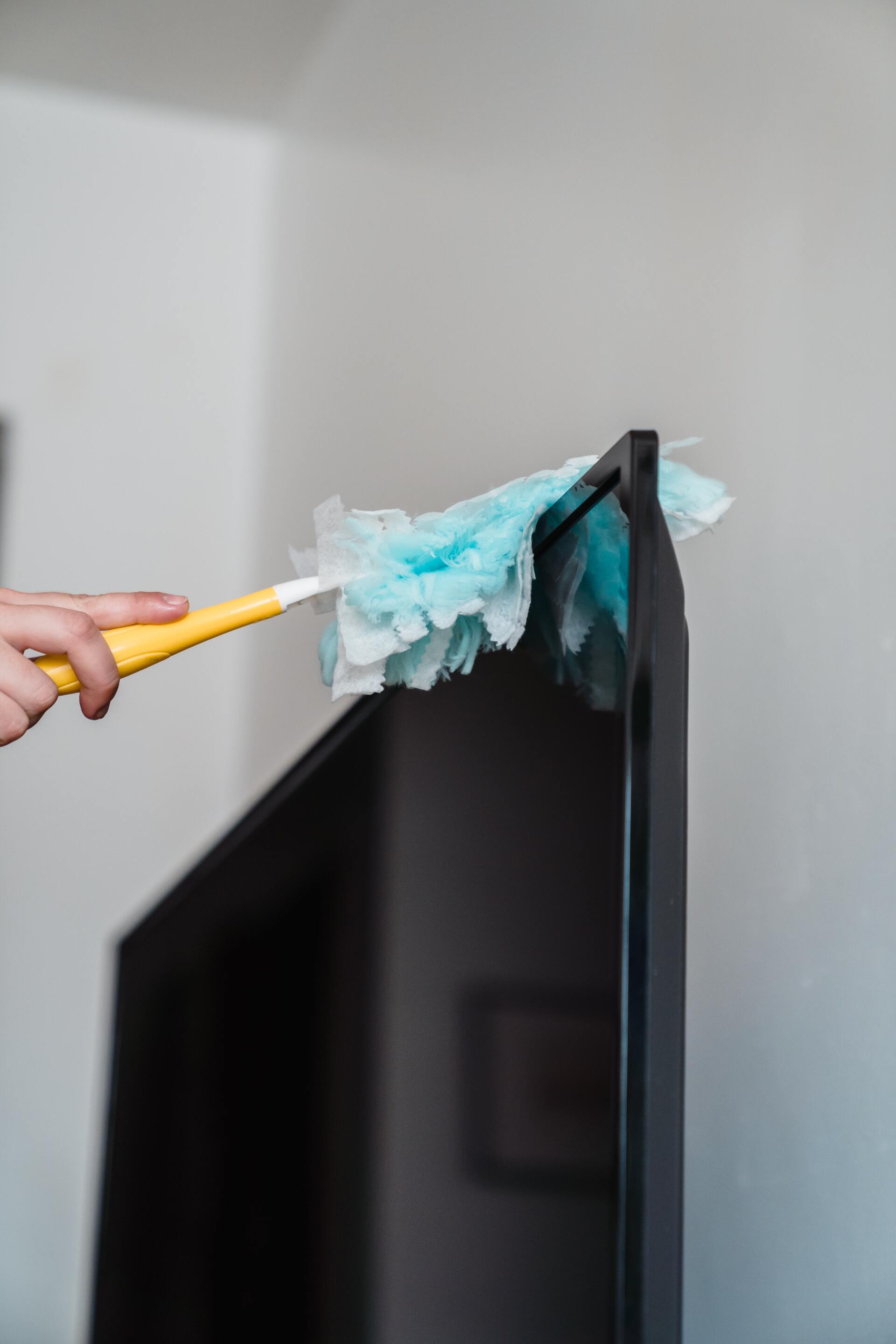 Dusting TV