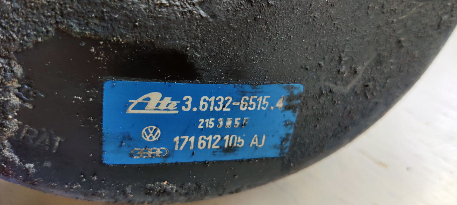 VW Golf 1 Cabrio rembekrachtiger.