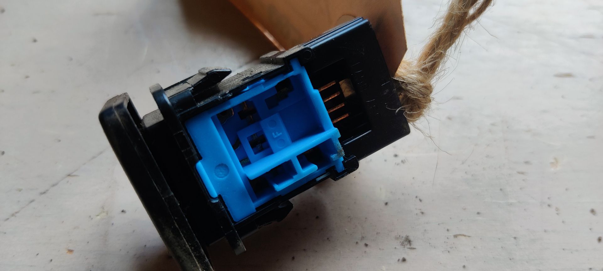 Toyota Yaris ESP schakelaar.