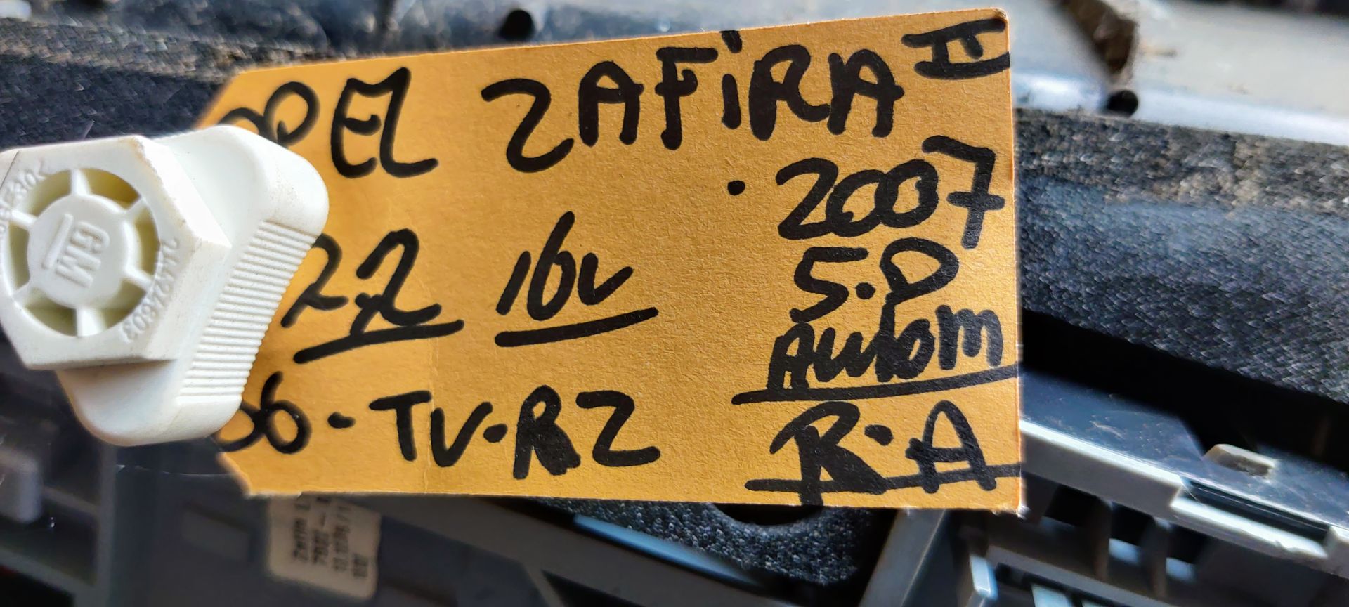 Opel Zafira B achterlicht rechts.