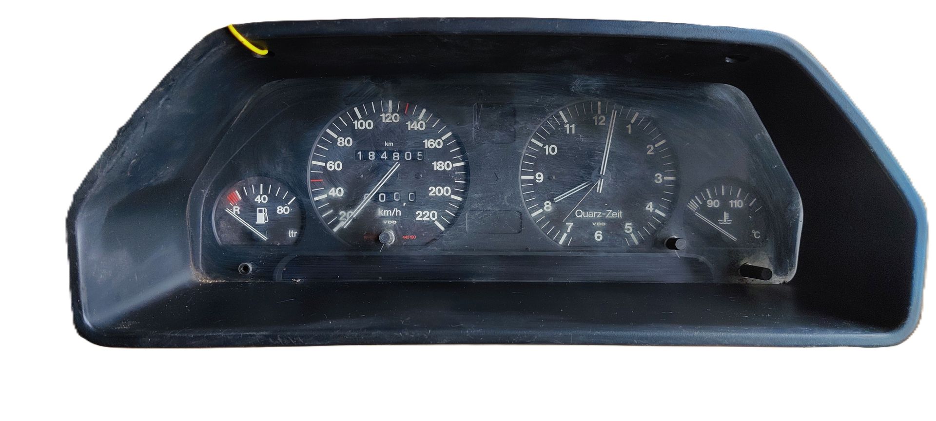 Audi 100 dashboard tellerset.