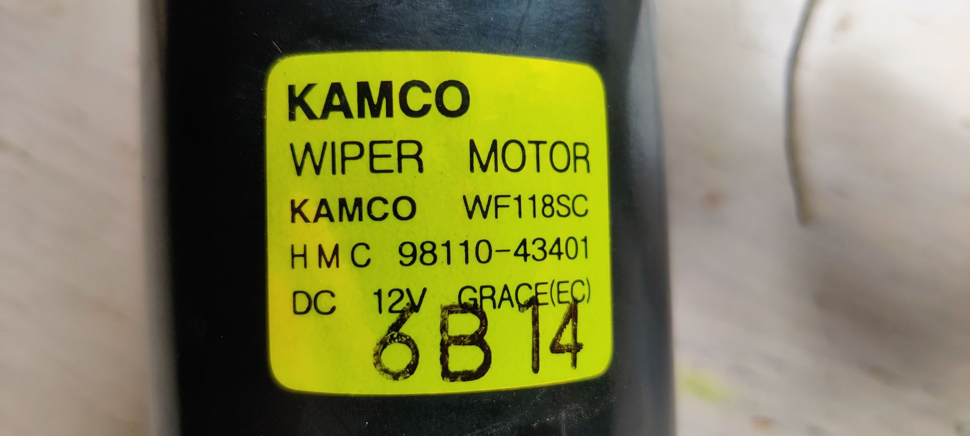 Hyundai H100 ruitenwissermotor.