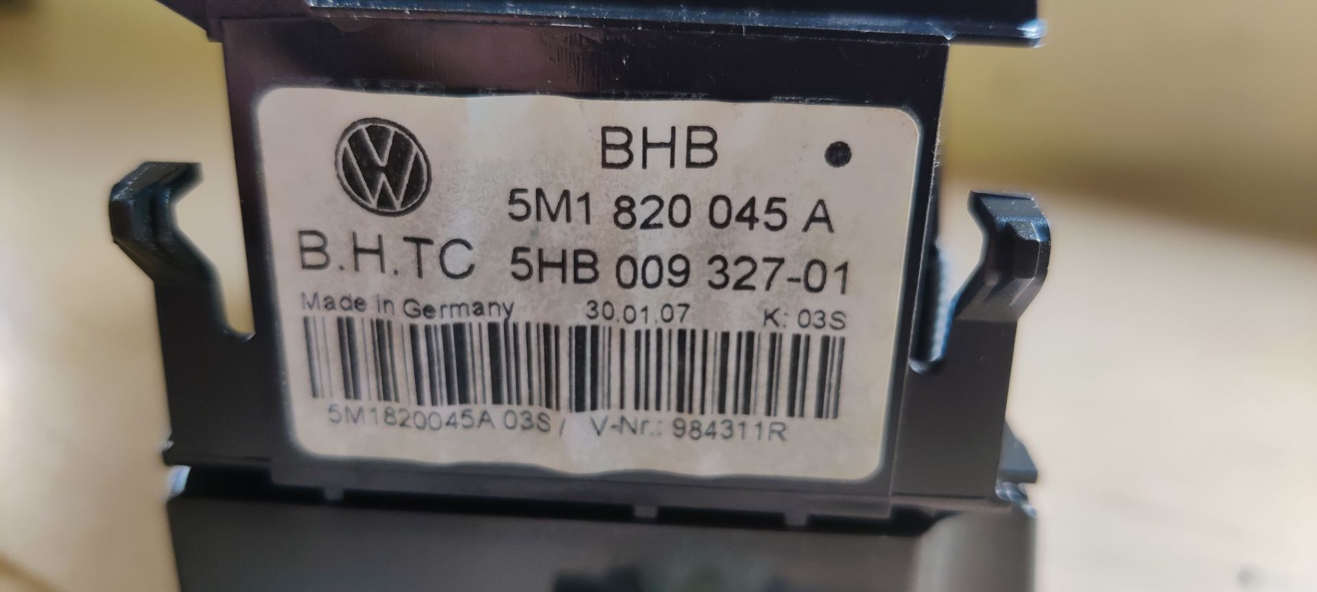 VW Golf 5 plus, temperatuur, airco en aanjager regelaar.