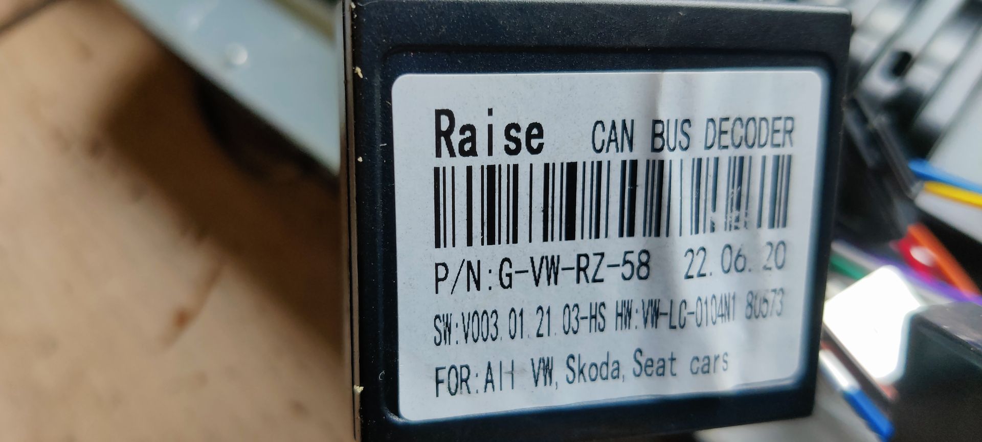 VW Golf 5 plus, inbouw navigatie.