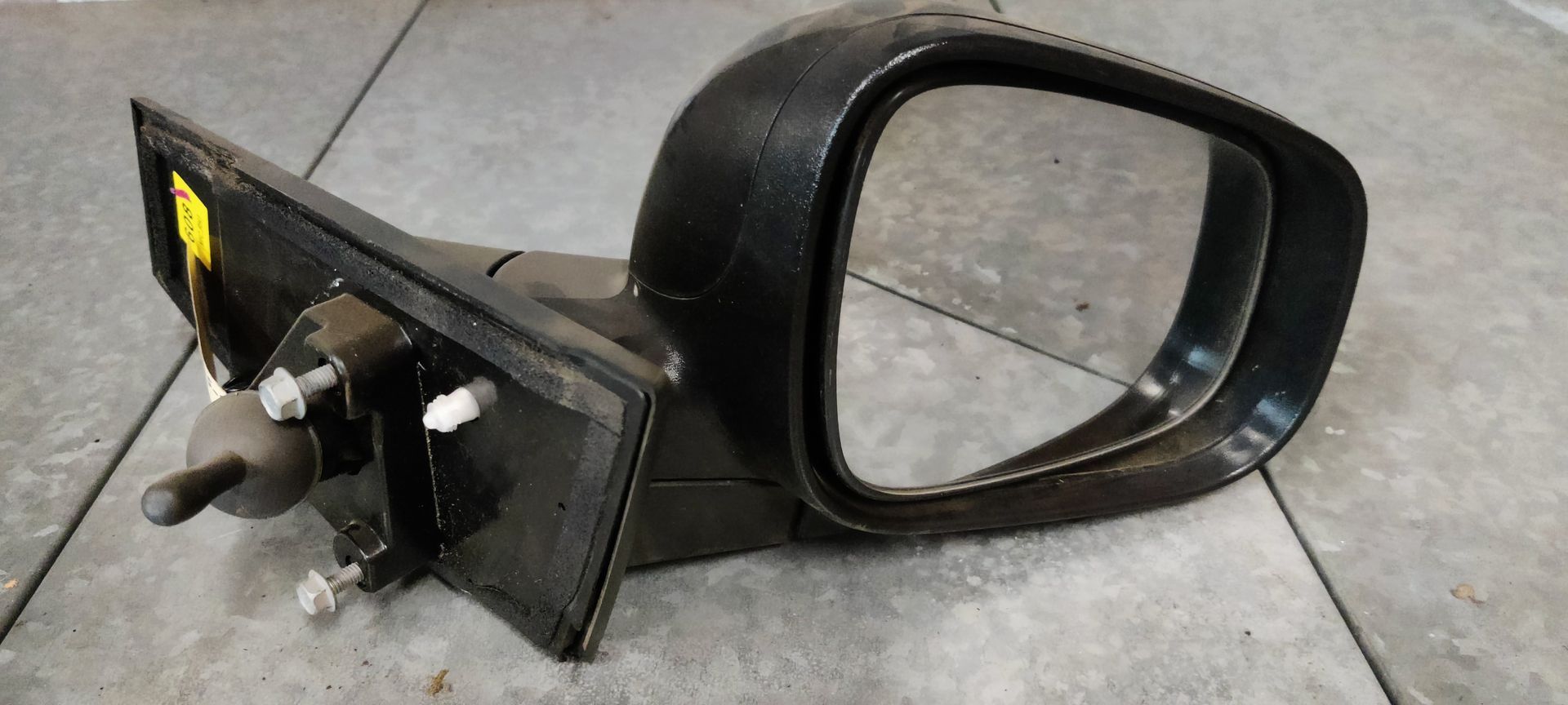 Chevrolet onderdelen, nieuw en gebruikt bij bij Stegeman Car Parts te Exel (bij Lochem). Tel: 0573421372.