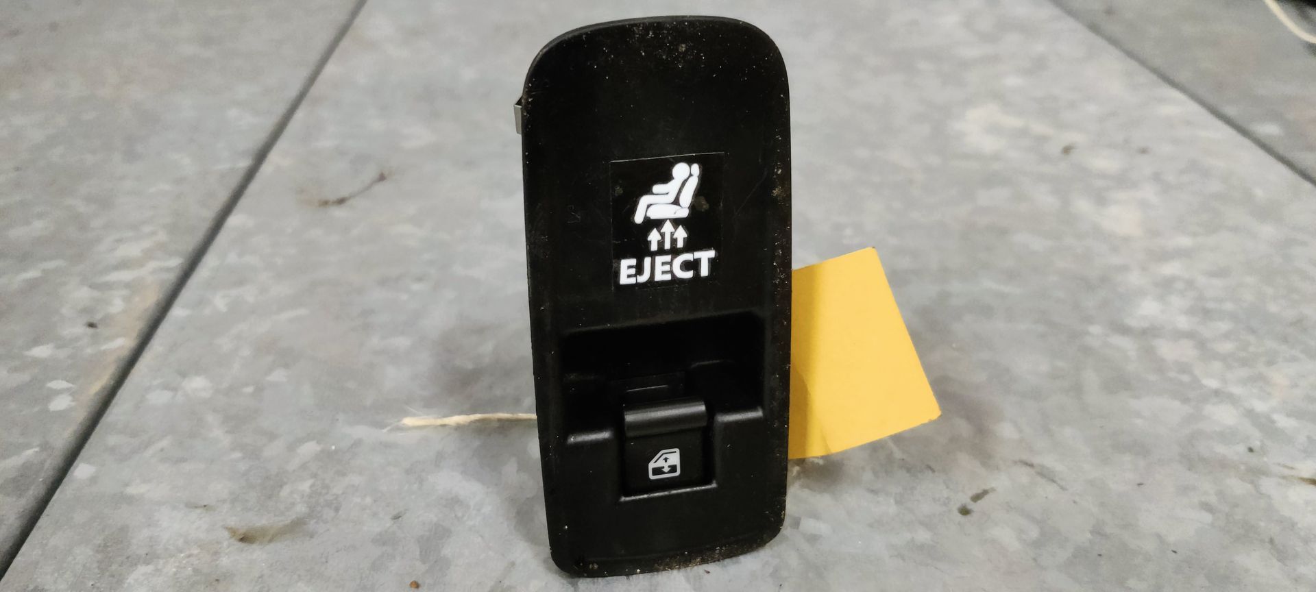 Alfa Romeo MiTo rechterportier raambedieningsknop.