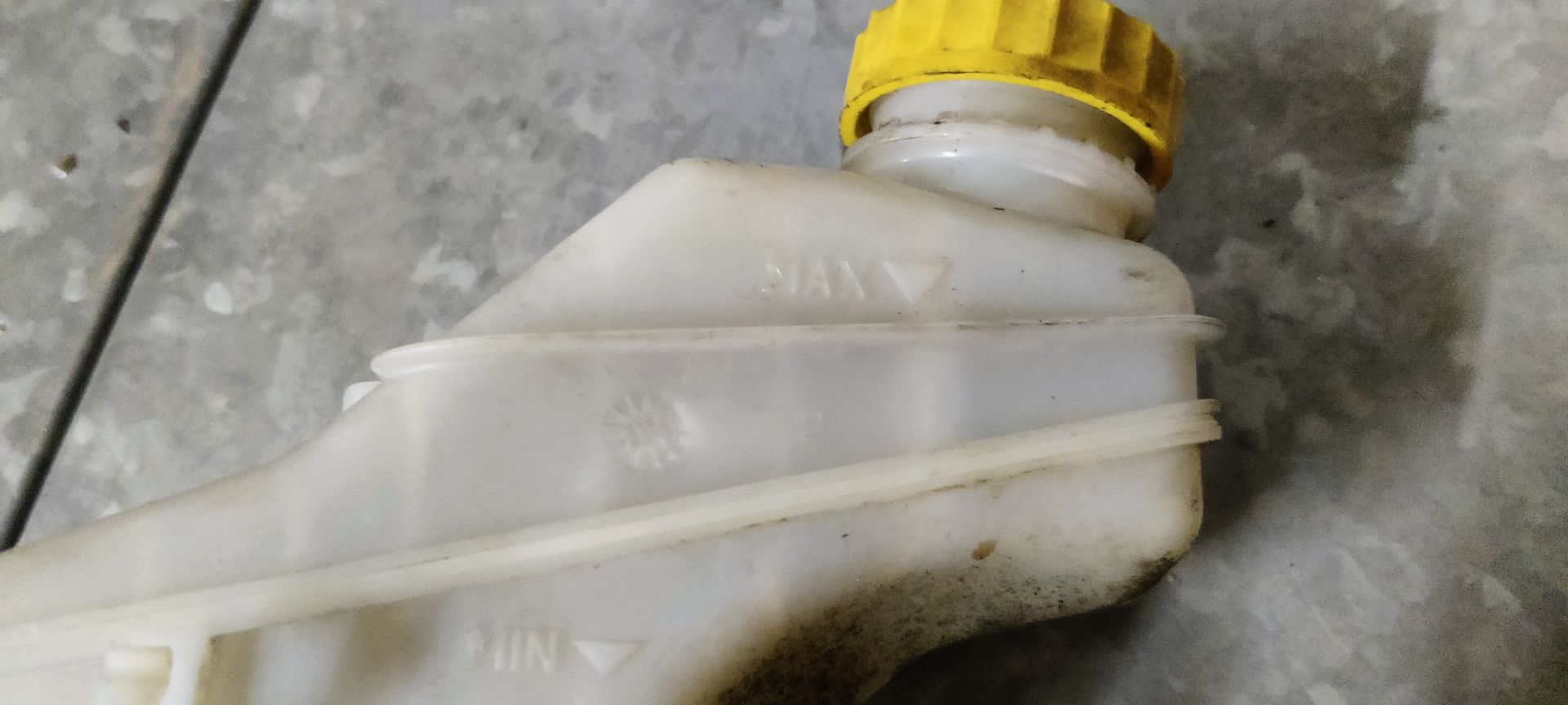 Alfa Romeo MiTo hoofdremcilinder.