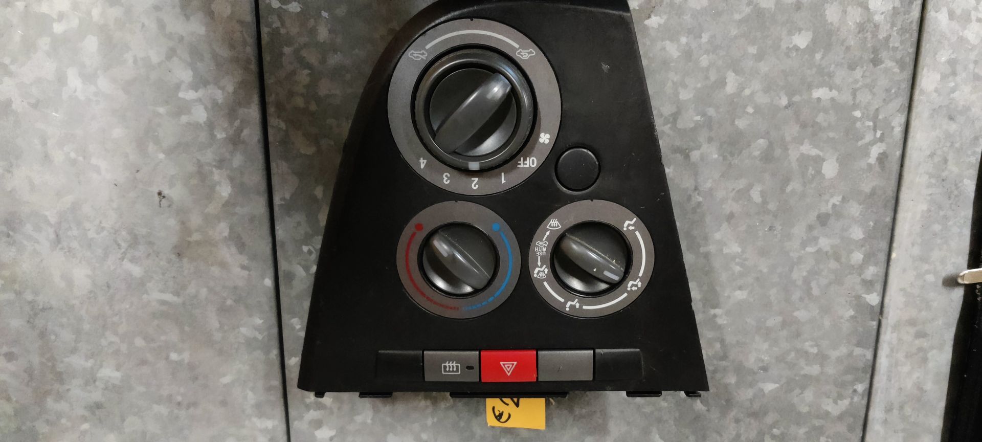 Daihatsu Cuore middenconsole temperatuur aanjager etc,