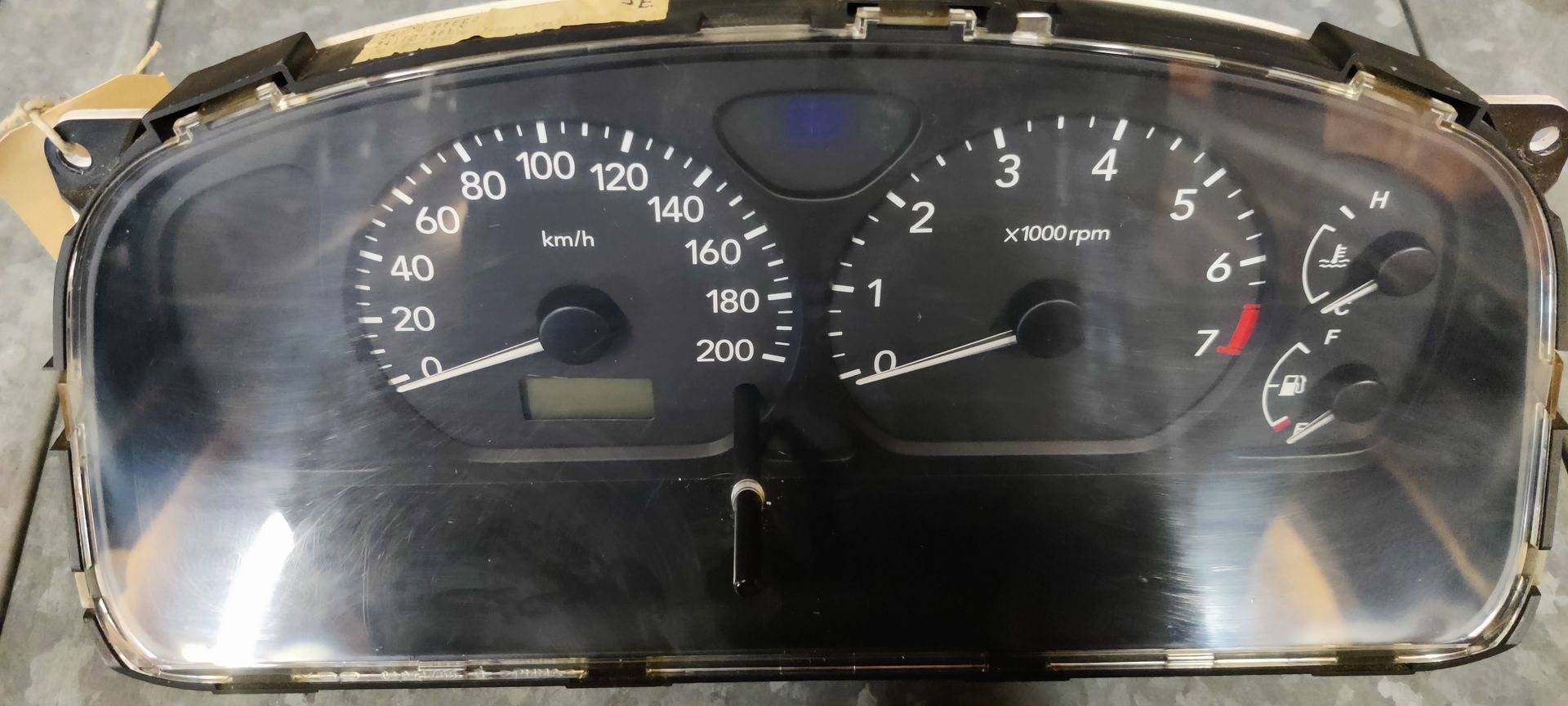 Suzuki Wagon R + 2004, dashboard tellerset.