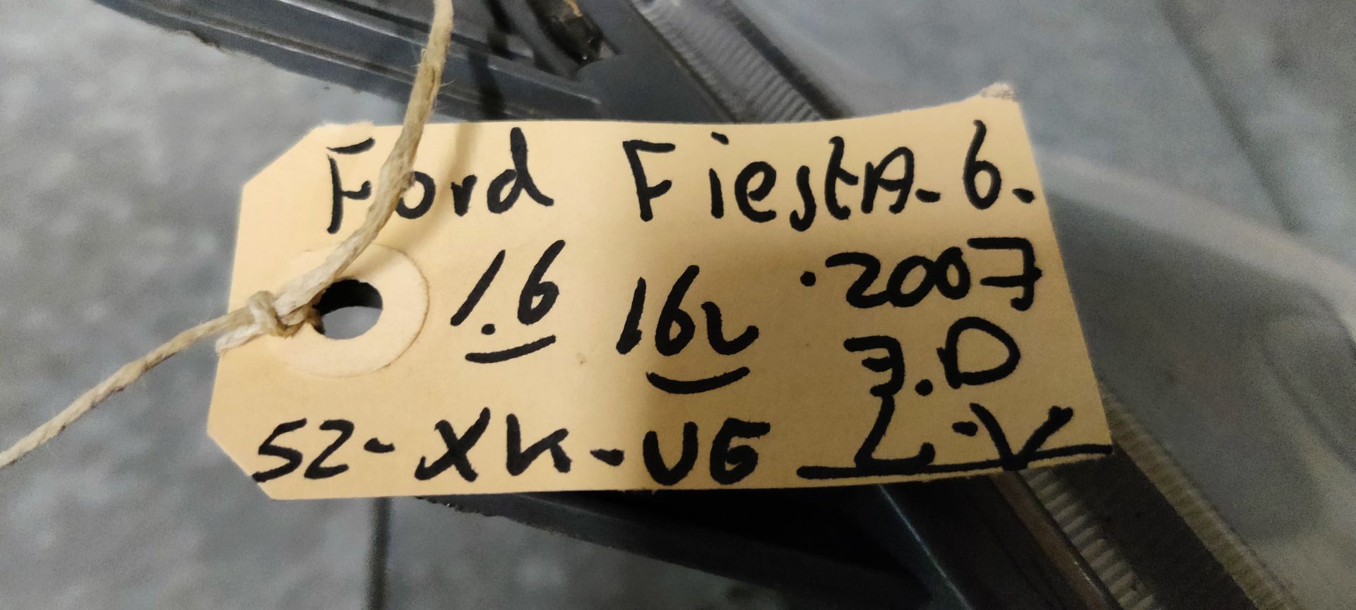 Ford Fiesta bouwjaar 2007 linker koplamp.