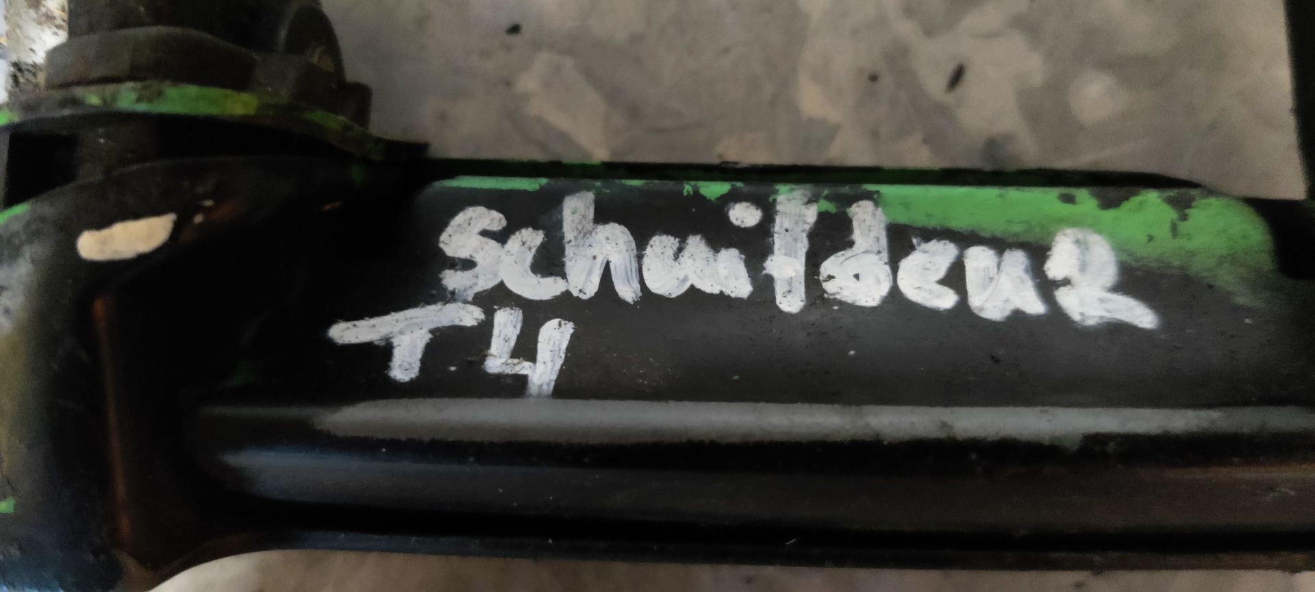 VW Transporter T4 schuifdeur slot rechts.