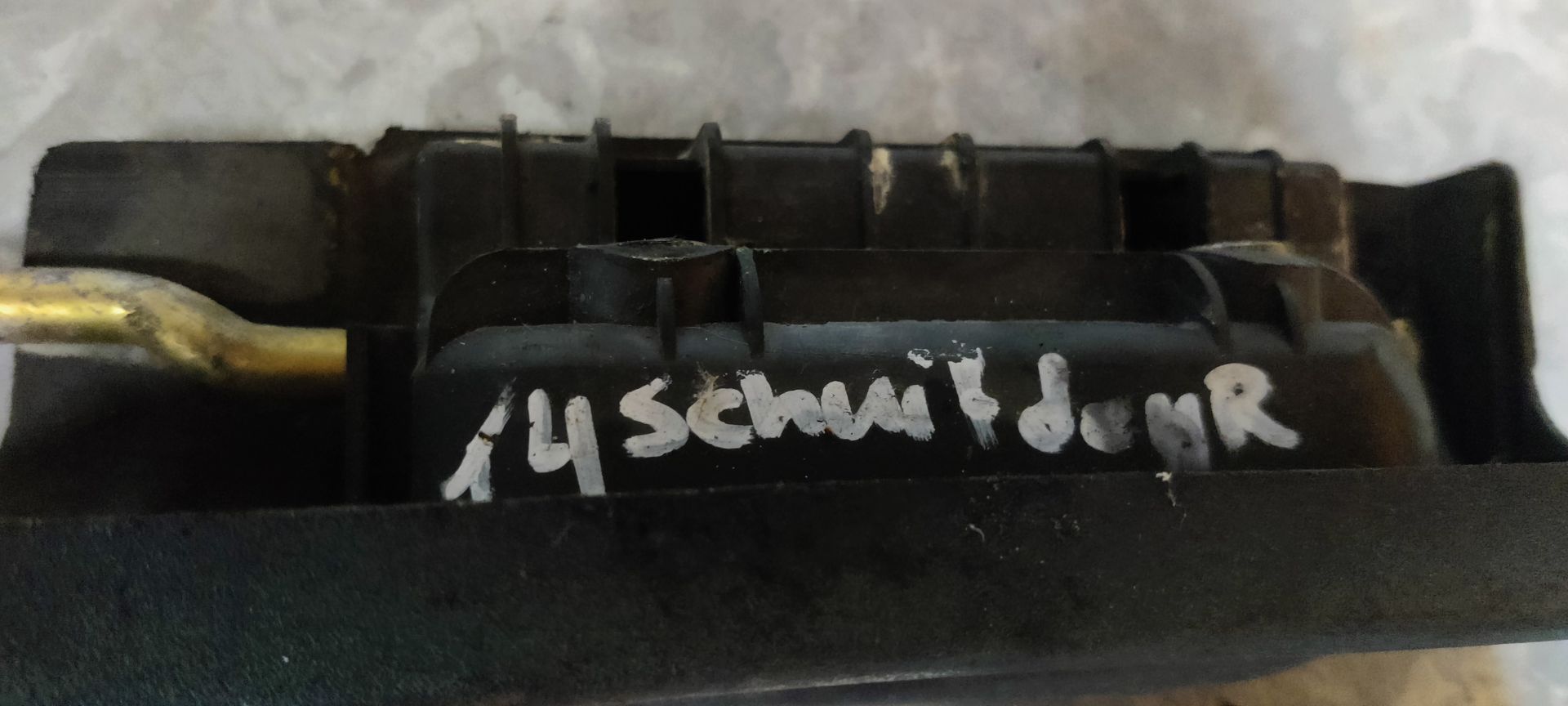 VW Transporter T4 schuifdeuropener zijdeur binnenzijde.