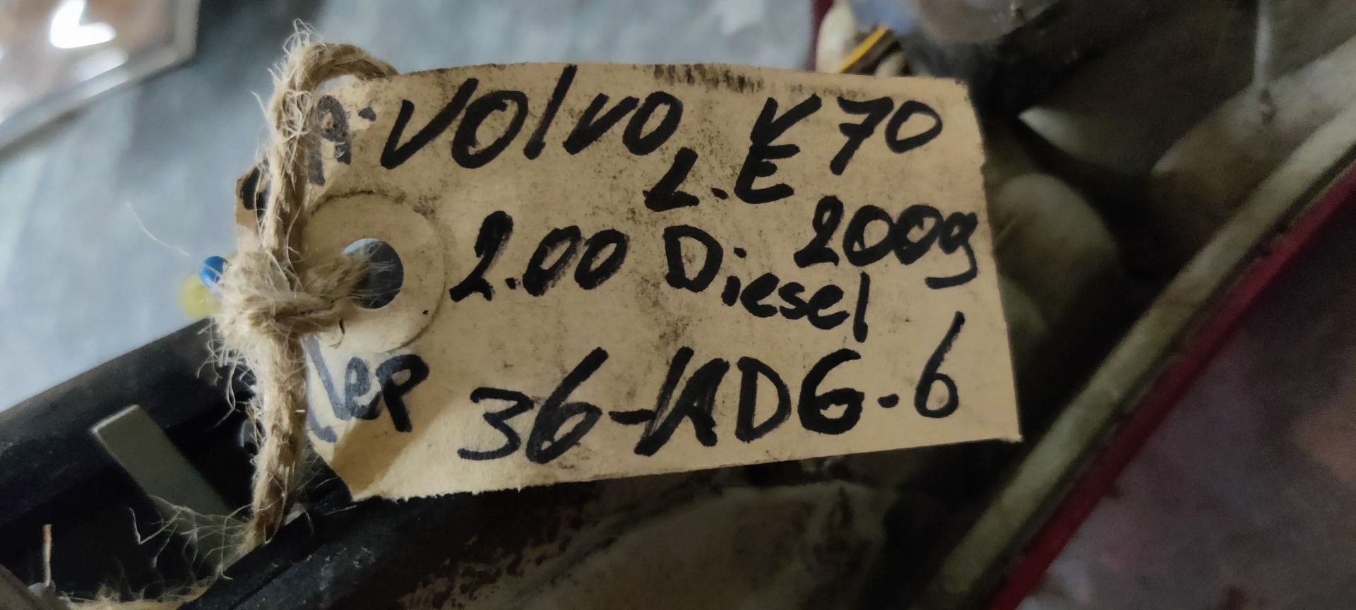 Volvo V70 van 2009 achterlicht rechts.