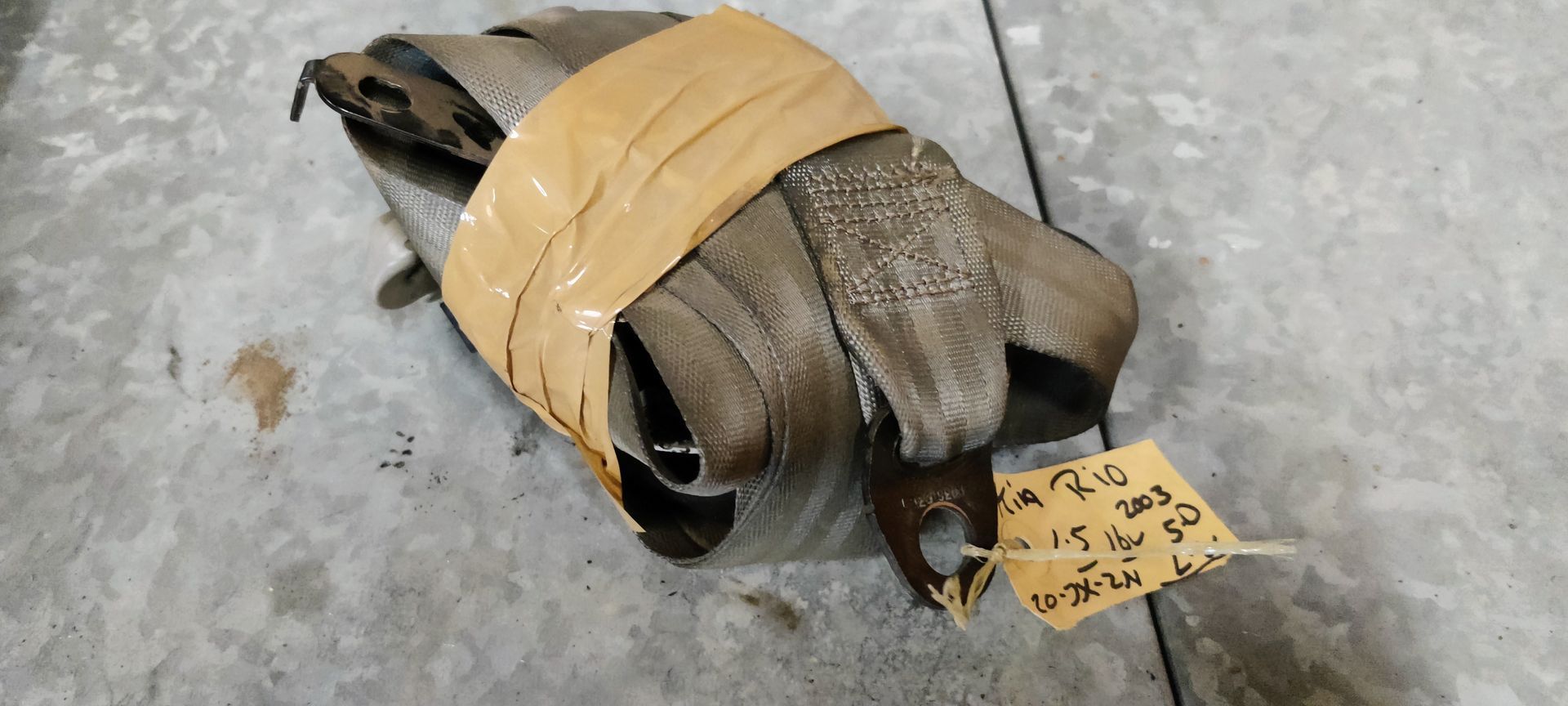 Kia Rio rolgordel linksvoor.