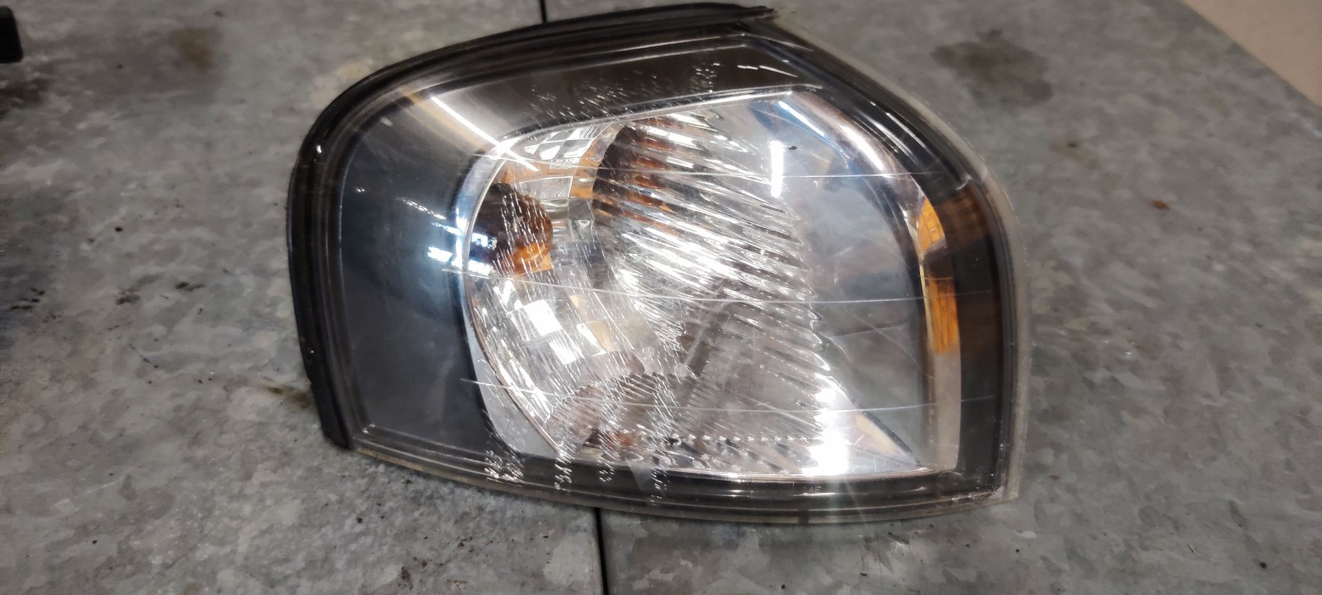 Volvo S80 stadslicht unit rechtsvoor (bj 2000).