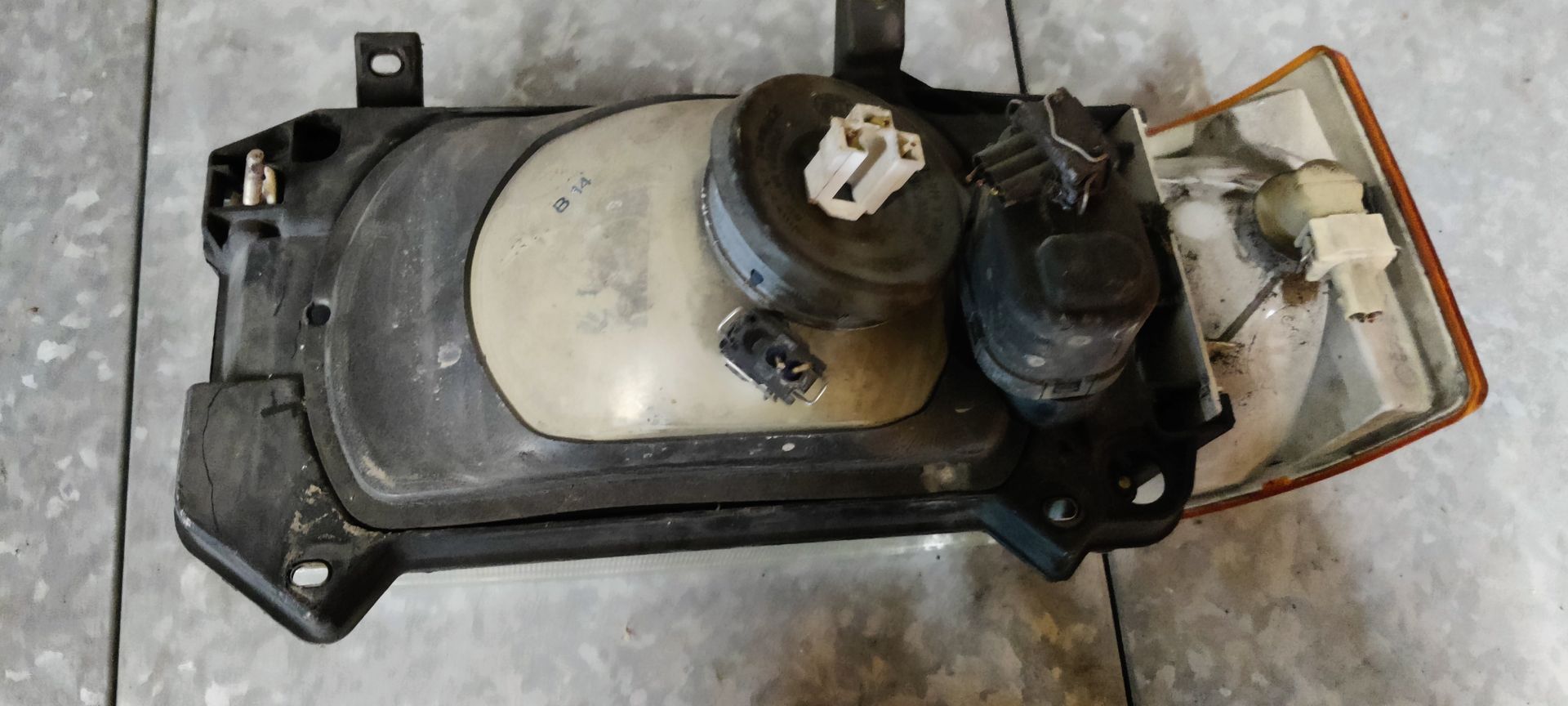 VW Transporter T4 rechter koplamp met knipperlicht.