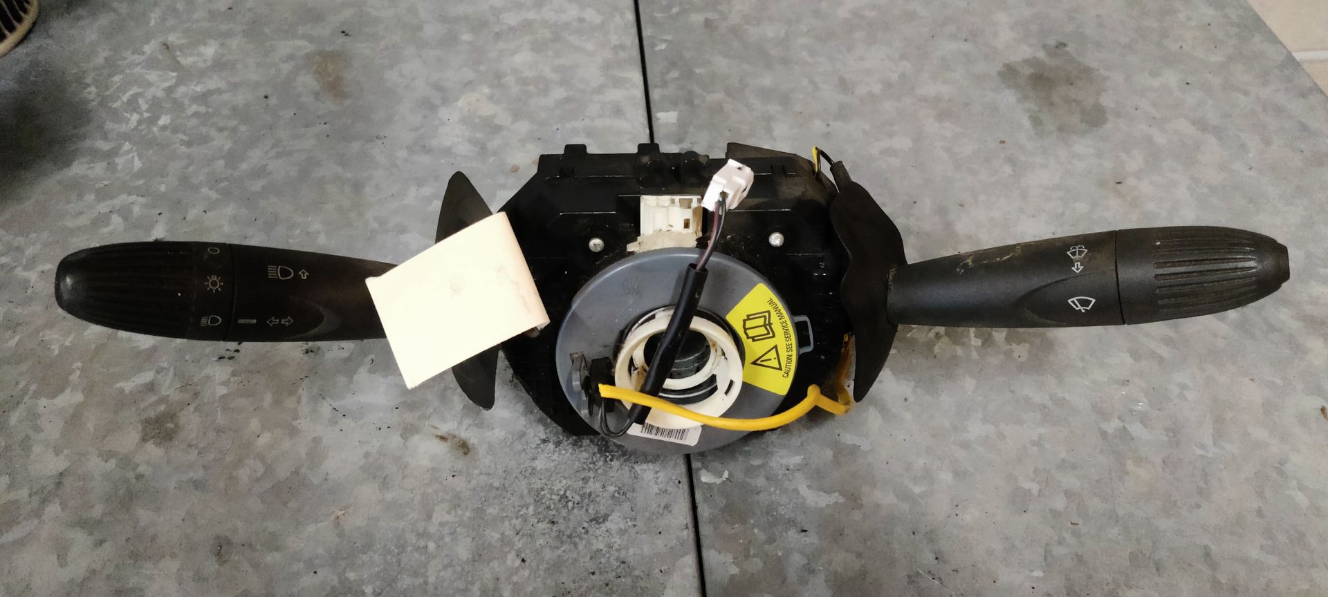 Fiat Doblo stuurkolom unit met richtingaanwijzer en ruitenwisserschakelaar.