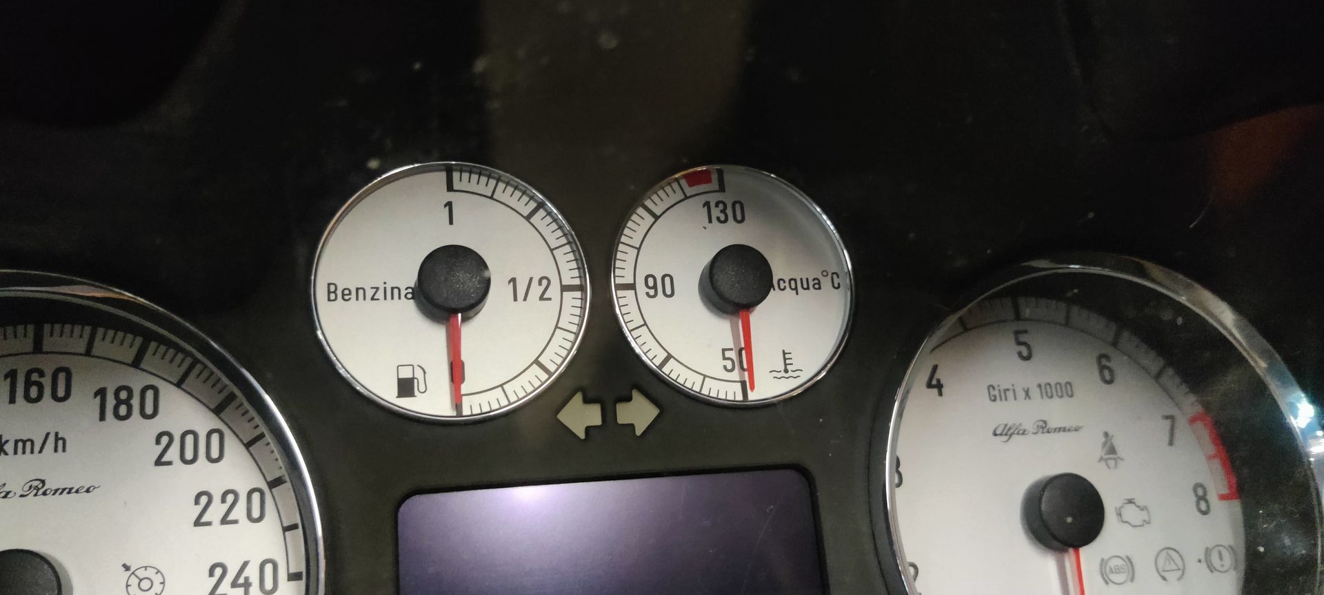 Alfa Romeo GT 2.0 JTS dashboard tellerset.