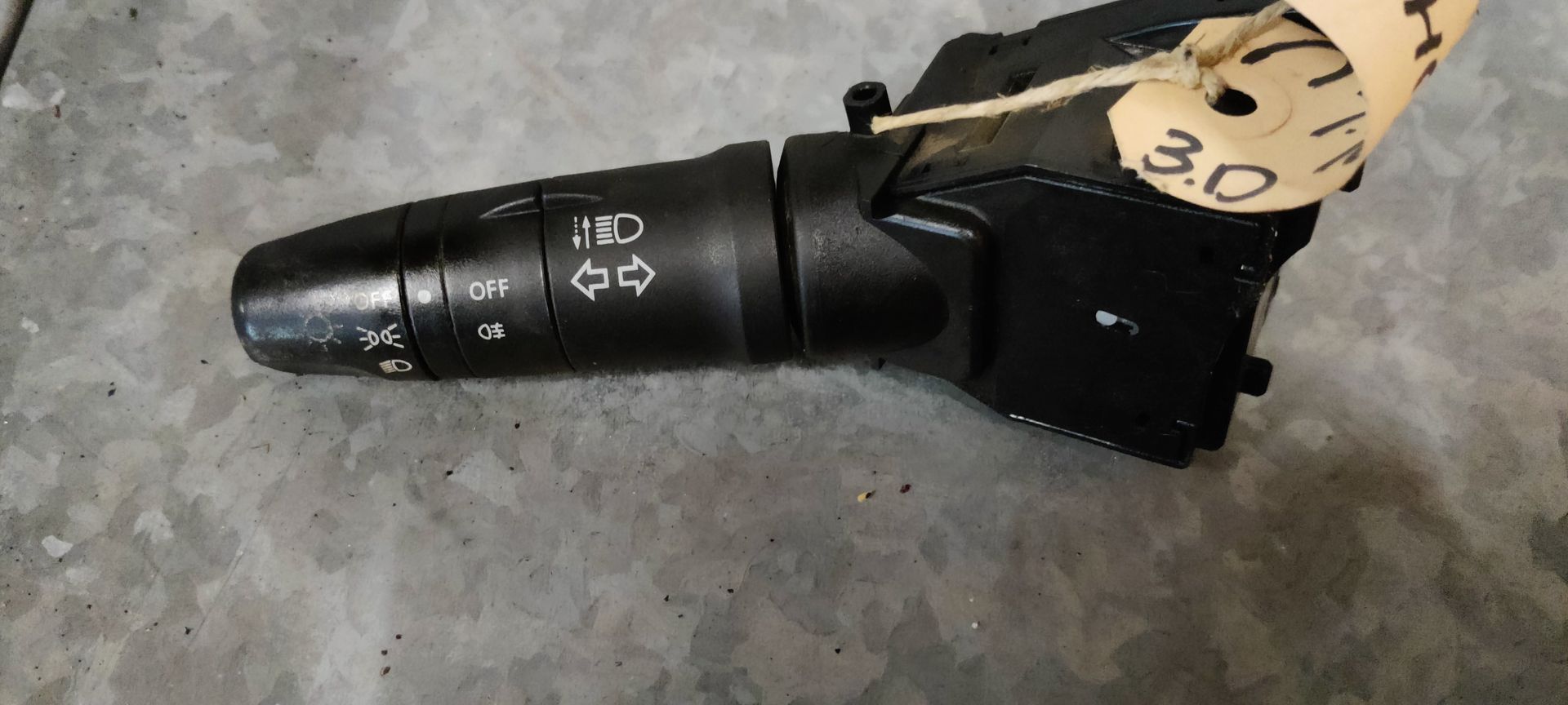 Nissan Almera lichtschakelaar, verlichtingshendel uit 2002.