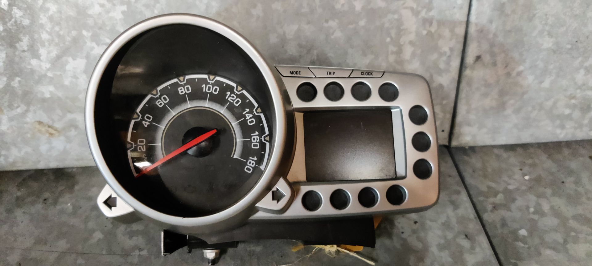 Chevrolet Spark snelheidsmeter / combiset.