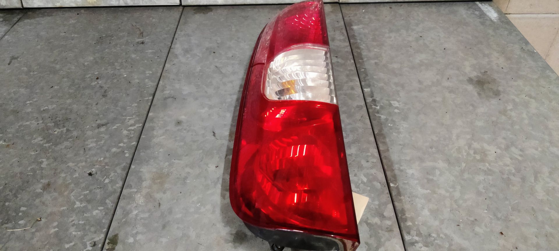 Fiat Doblo linker achterlicht uit 2007.